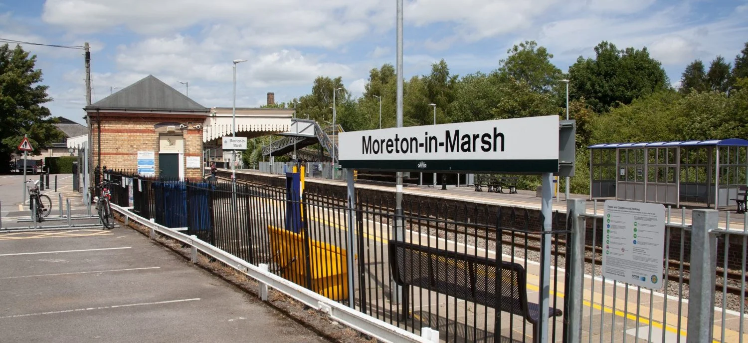 moreton-in-marsh-railway-station.jpeg