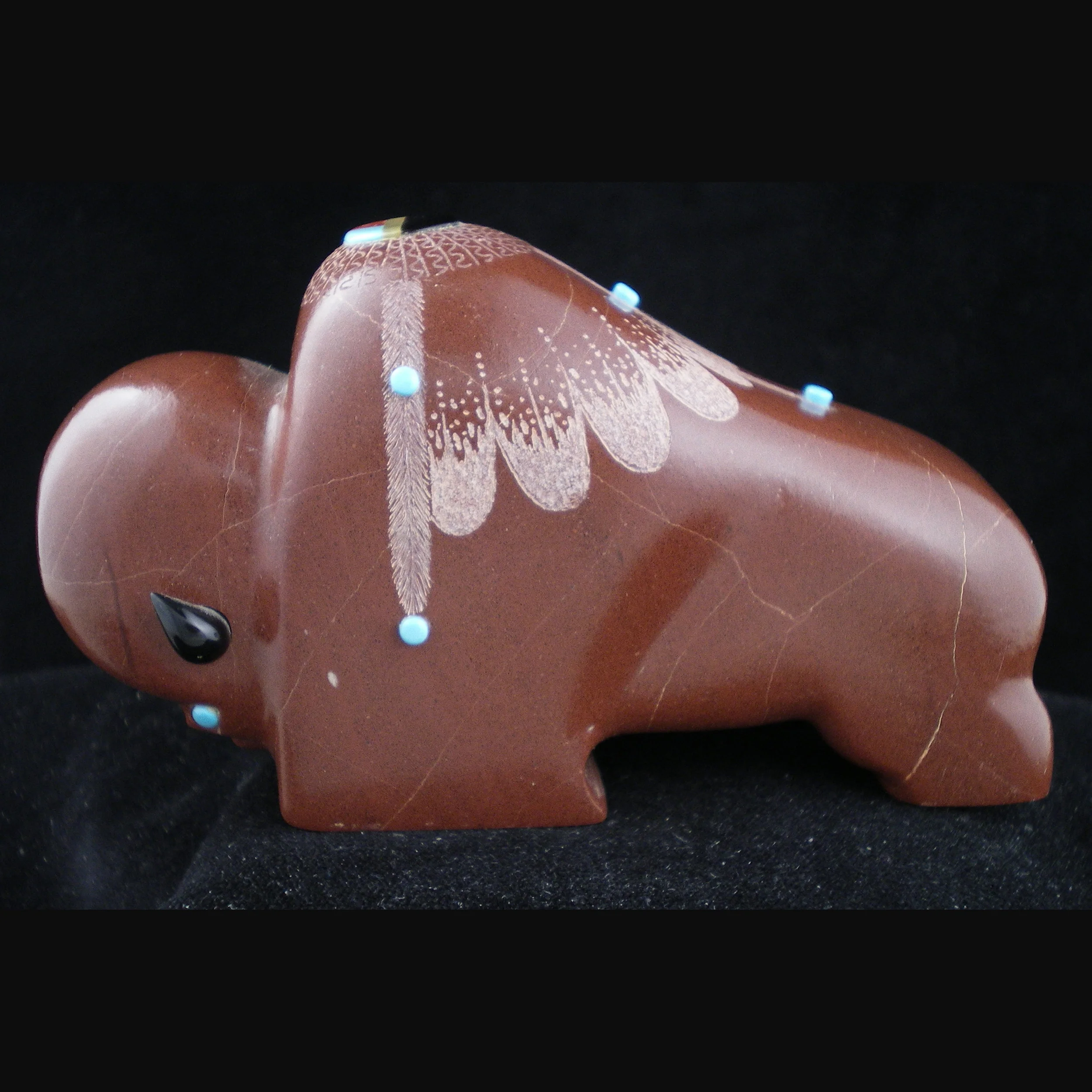 RN98L-Square-Louis-Chavez-pipestone-buffalo-Zuni-fetish-1200.jpg