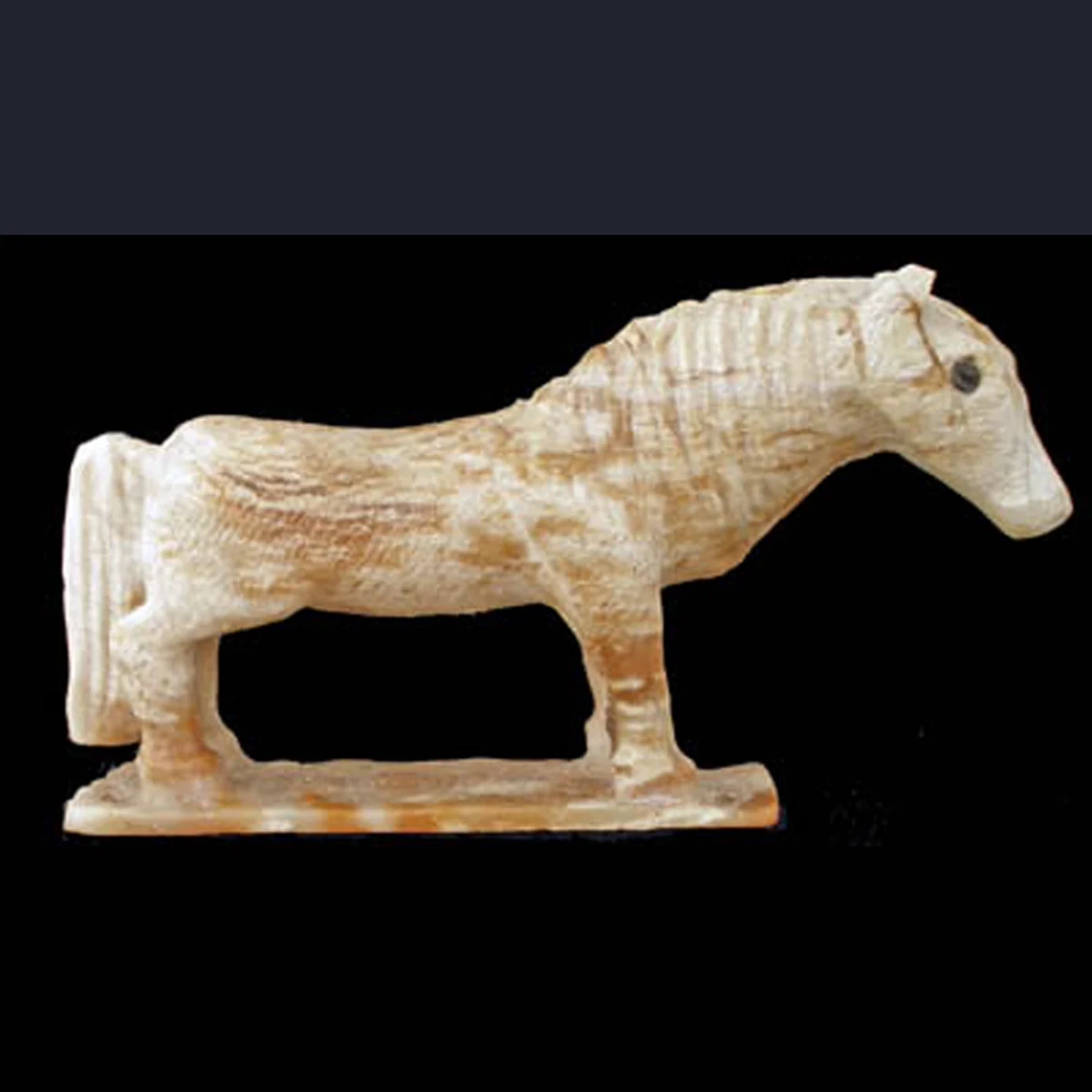 RF10R-Square-Raybert- Kanteena- Zuni- horse-carving-400.jpg