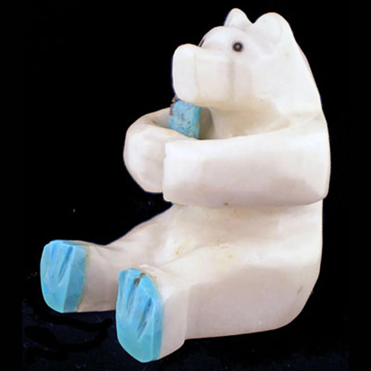 RG15L-Square-Navajo-Sammy-Smith-seated-bear-400.jpg