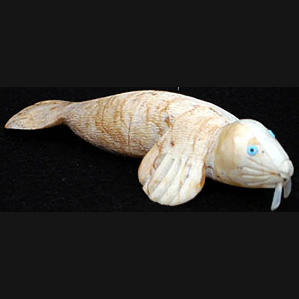 SN23R-Square-Zuni-Eric-Weeka-walrus-400.jpg