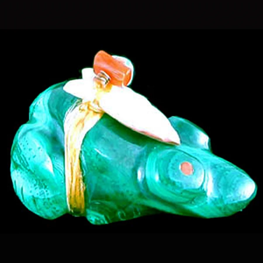 SZ59R-Square--Zuni-Debra-Gasper-malachite-frog-fetish-300.jpg
