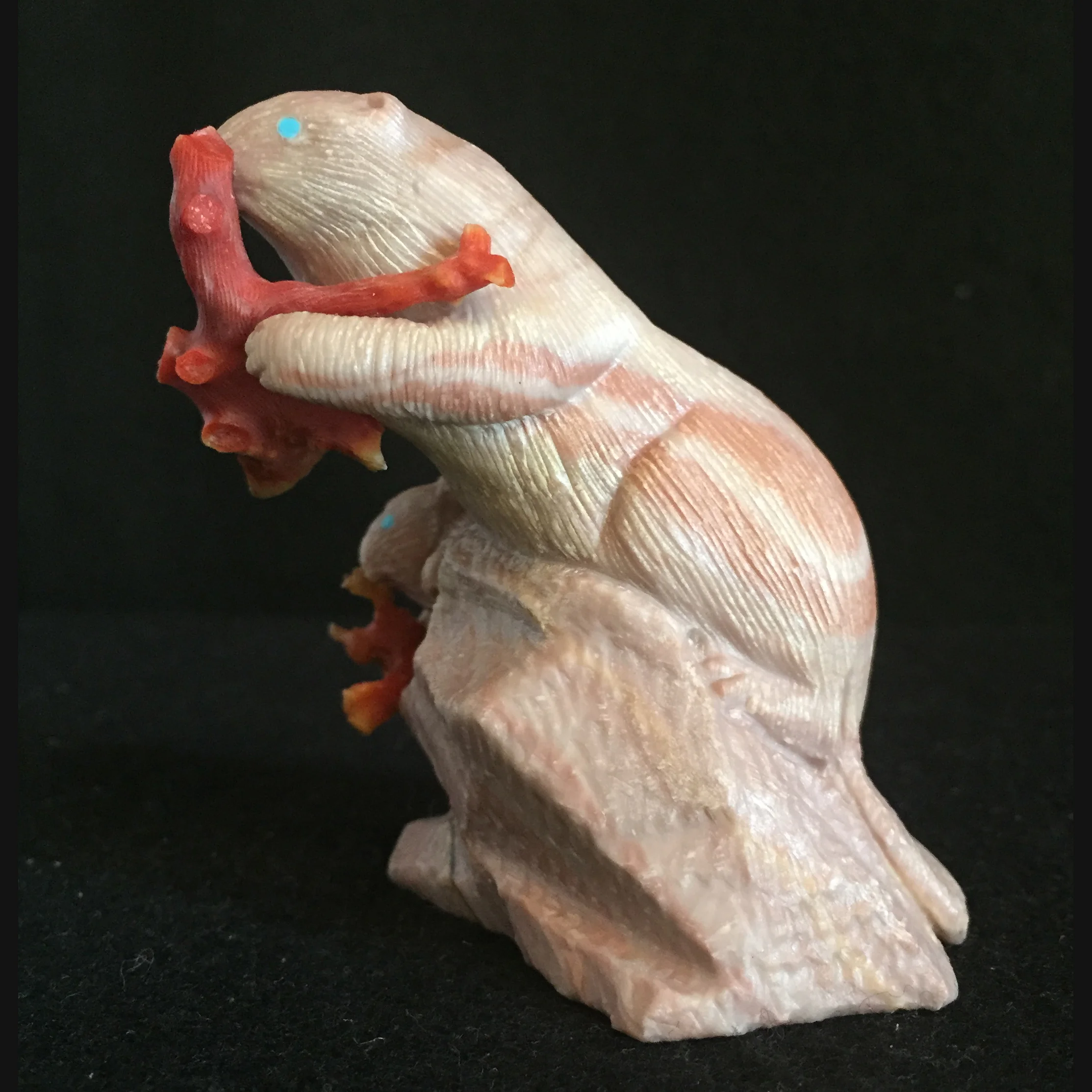 RV61L-Colin-Weeka-Zuni-2 beavers-pipestone-carving.JPG