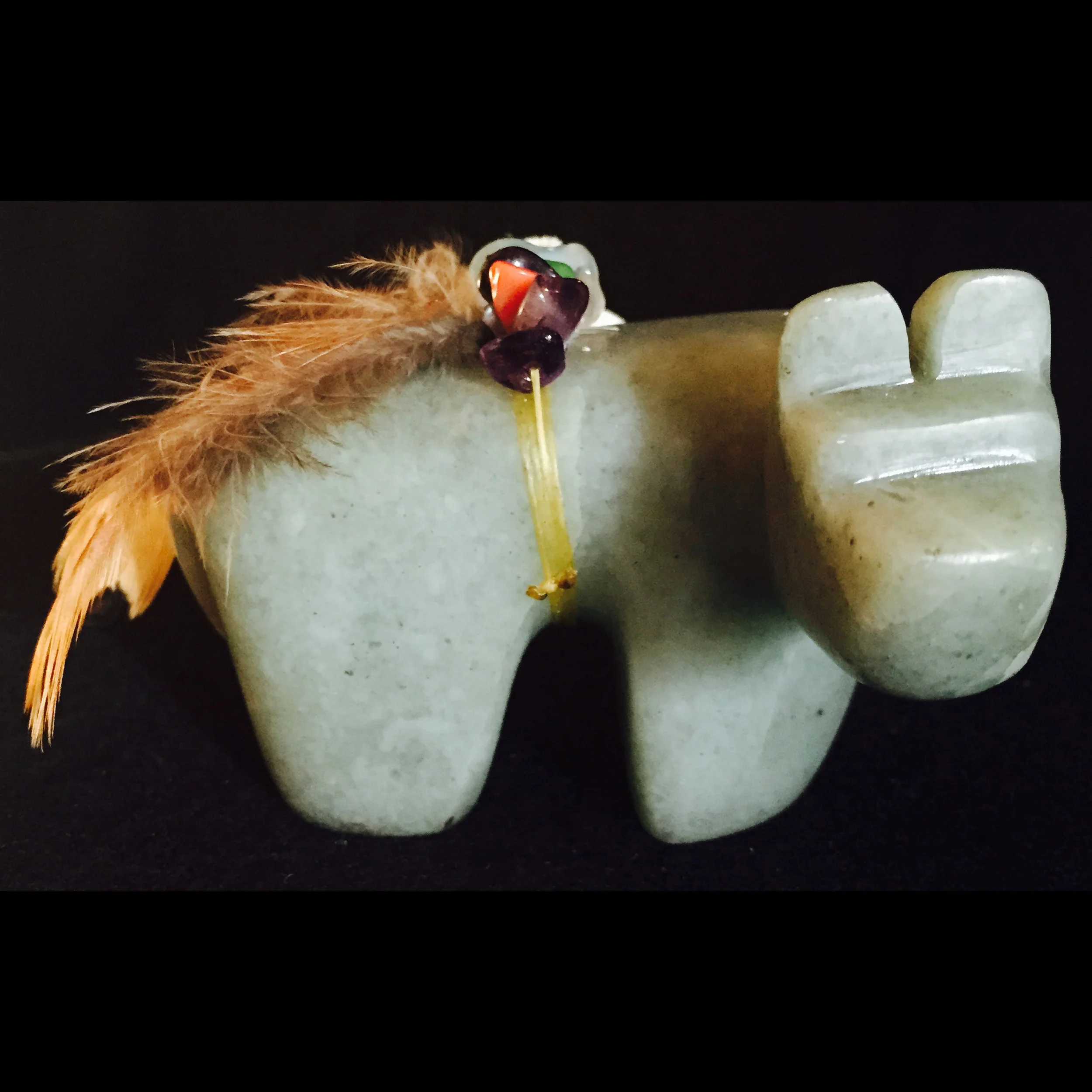 RW09R-Delbert-ChargingCrow-Sioux-turning-bear-Wisc-soapstone.jpg