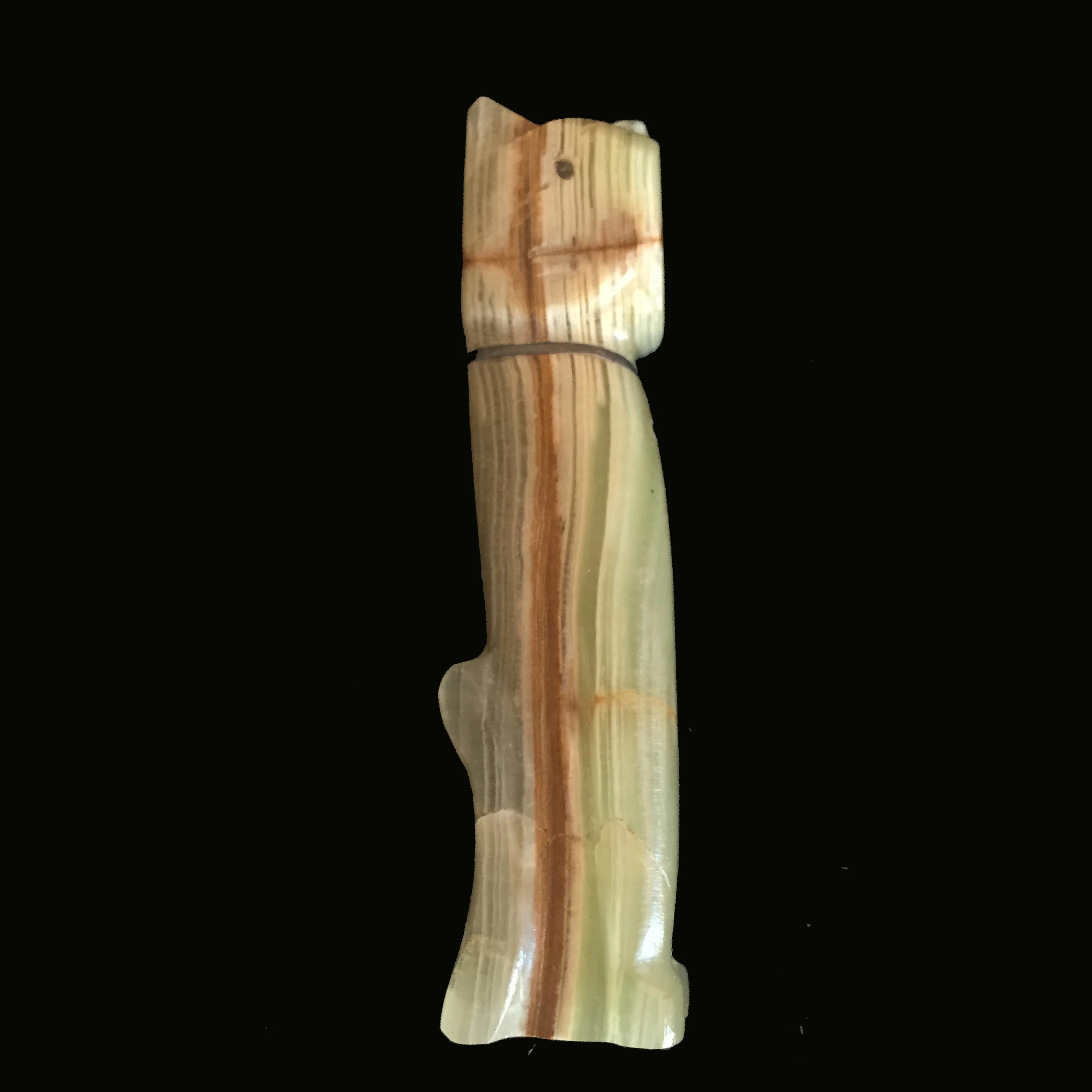 RP16F-Square-Zuni-Kenny-Chavez-onyx-cat-carving-1000.jpg