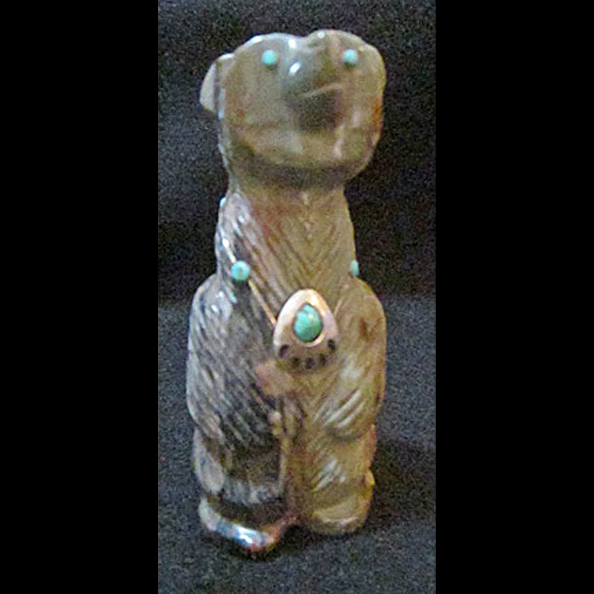 RU44F_Square-Farlan_Quam_standing_serpentine_bear-400.jpg
