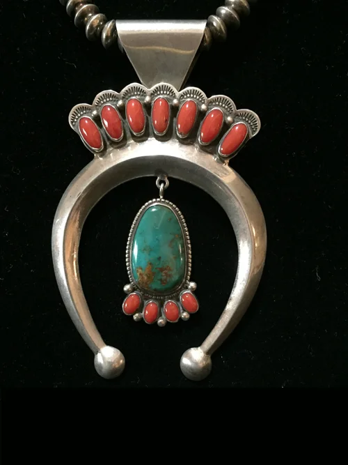 JW33CU_Zuni_pendant_naja_silver_coral_turquoise_ERB500.jpg