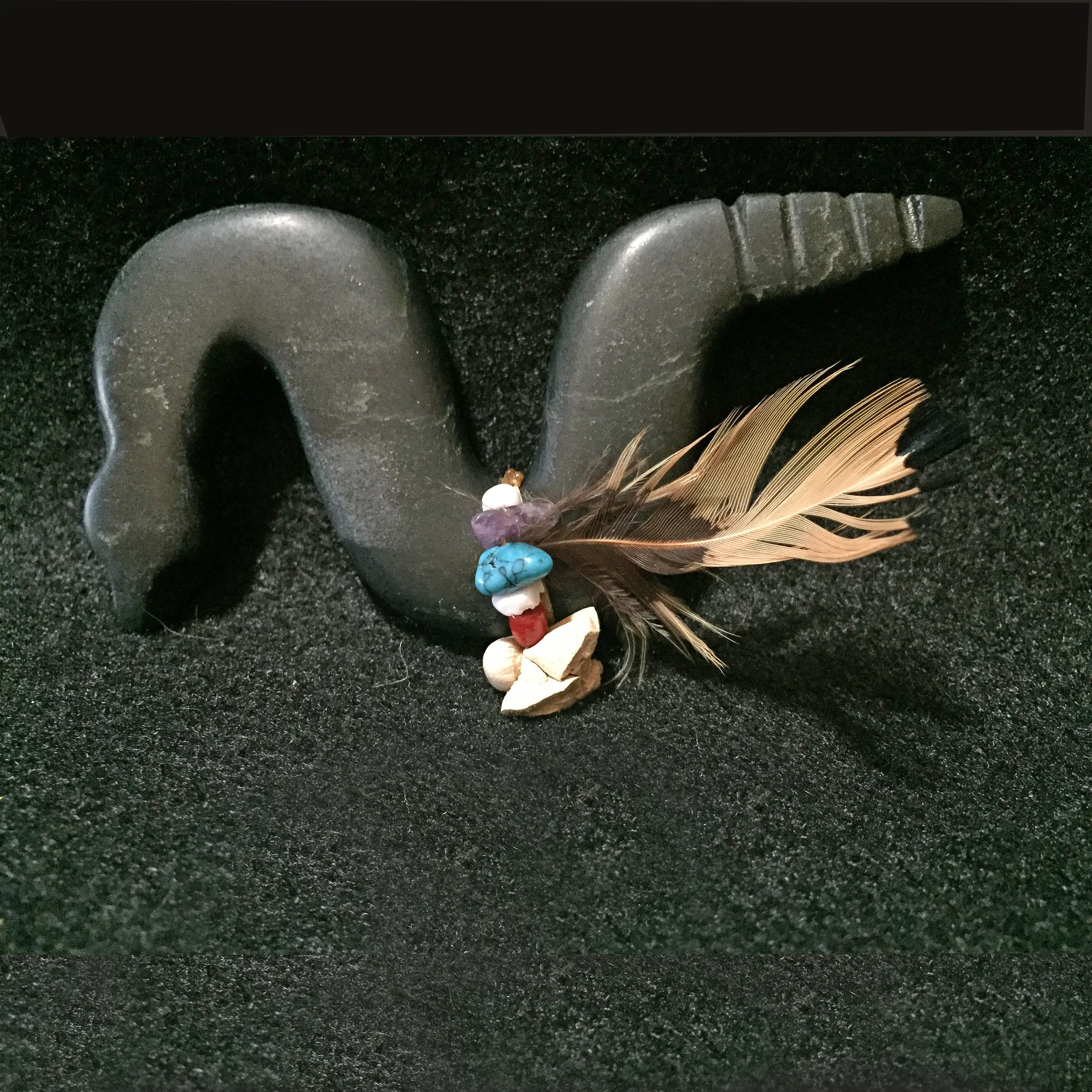 RW78L-Sioux=Delbert-ChargingCrow-snake-fetish.jpg