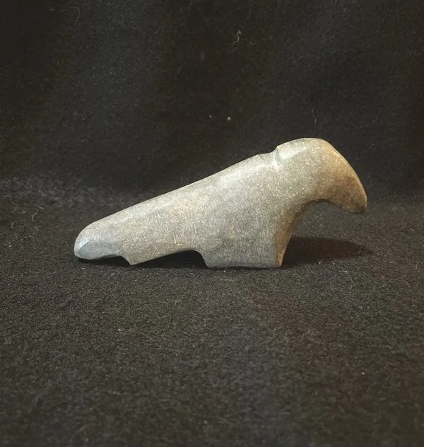 CS702R_Cochiti_Salvador-Romero_raven-carving.jpg