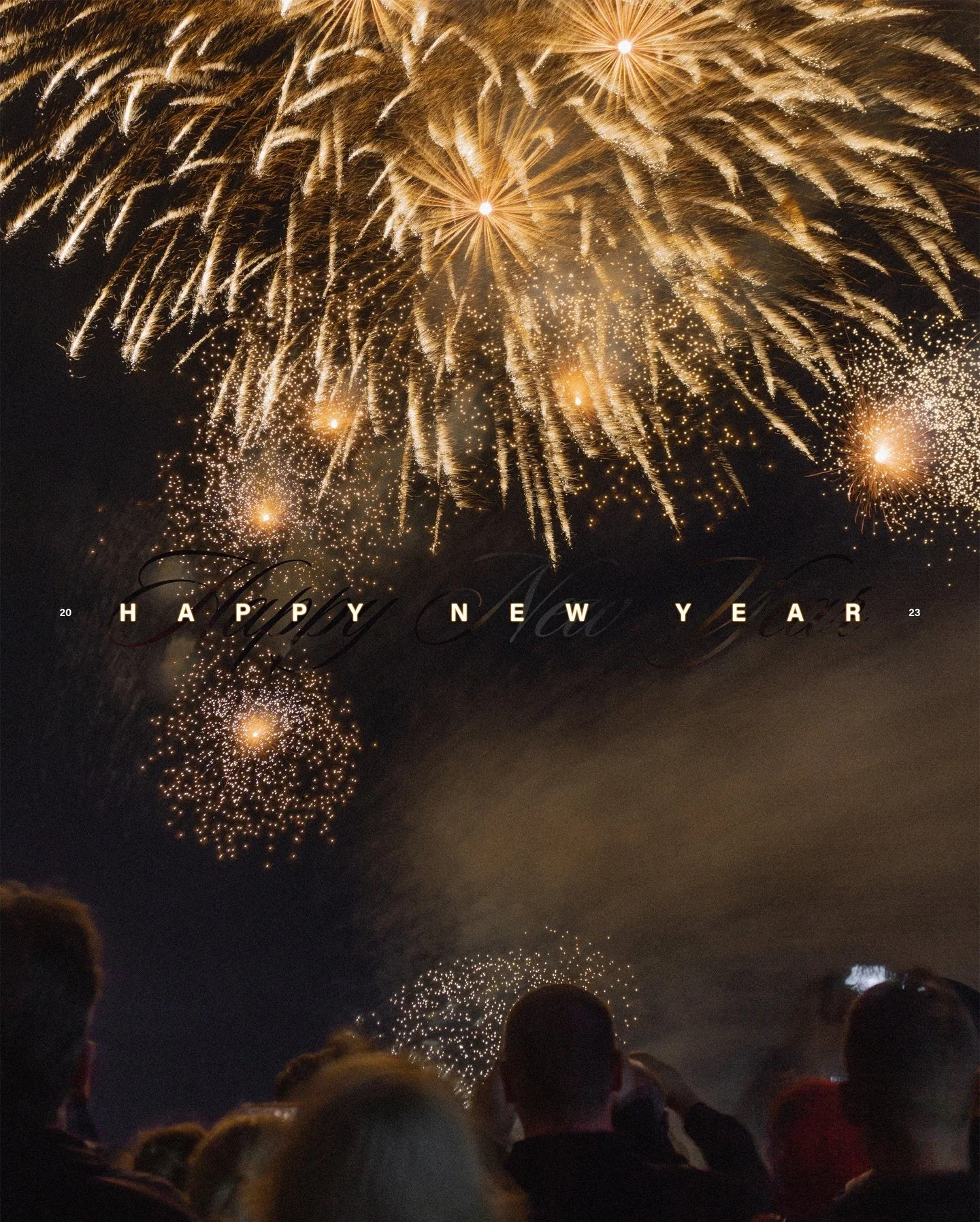 Happy New Year!

Forgetting what is behind and straining toward what is ahead, I press on toward the goal to win the prize for which God has called me heavenward in Christ Jesus.

- Philippians 3:13-14