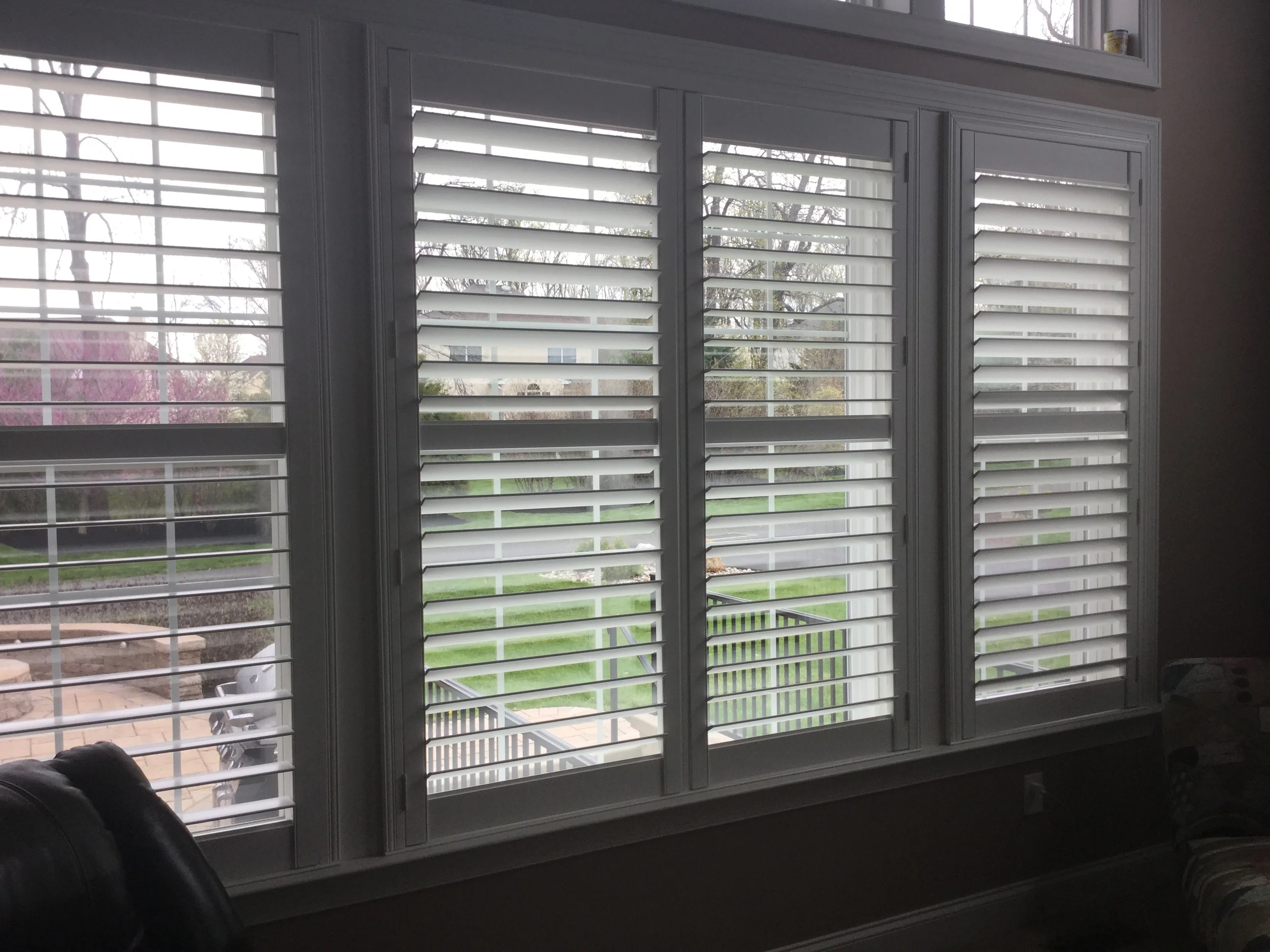 3 1/2 Inch Plantation Shutters w/ Hide-a-Tilt