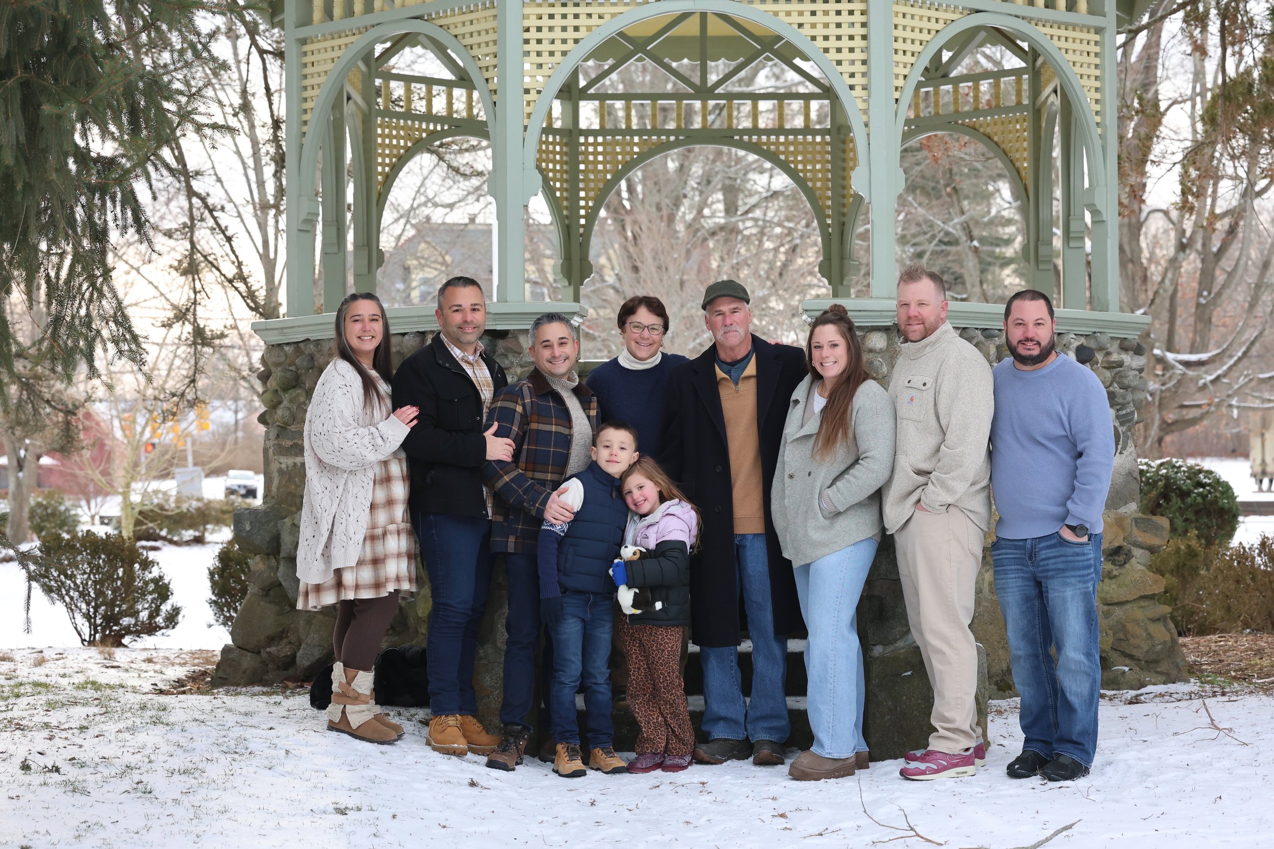 3 SLOTS LEFT Atkinson Commons Winter Micro or Mini Sessions 