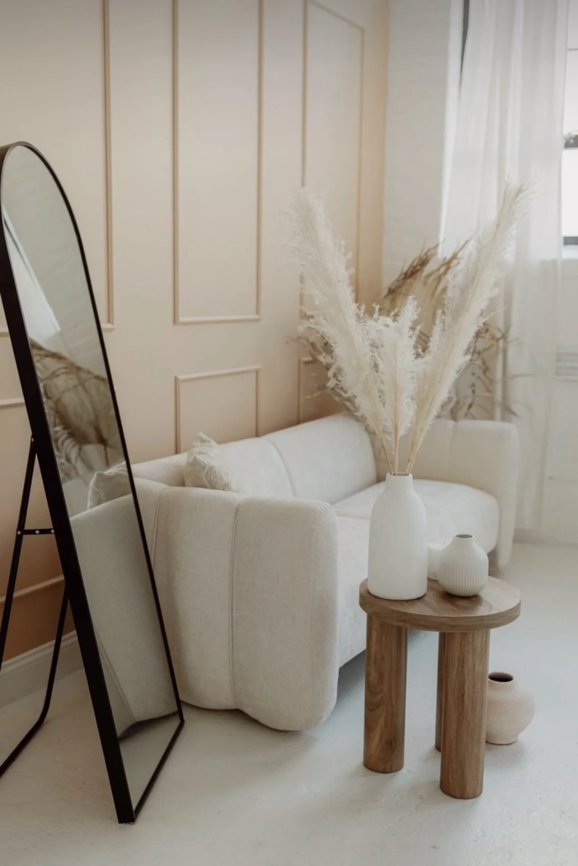 2 SLOTS LEFT Ames Studio Mini's 