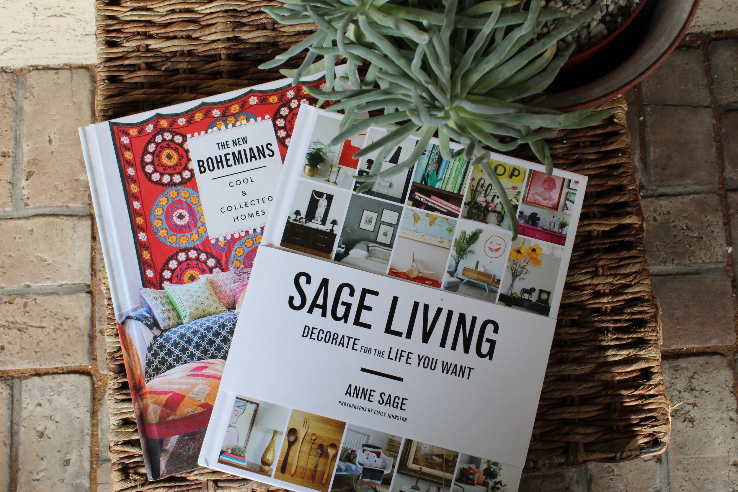 Friday Faves | Home Decor Bibles