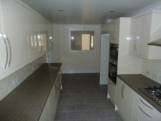 Flat 15 kitchen complete.jpg