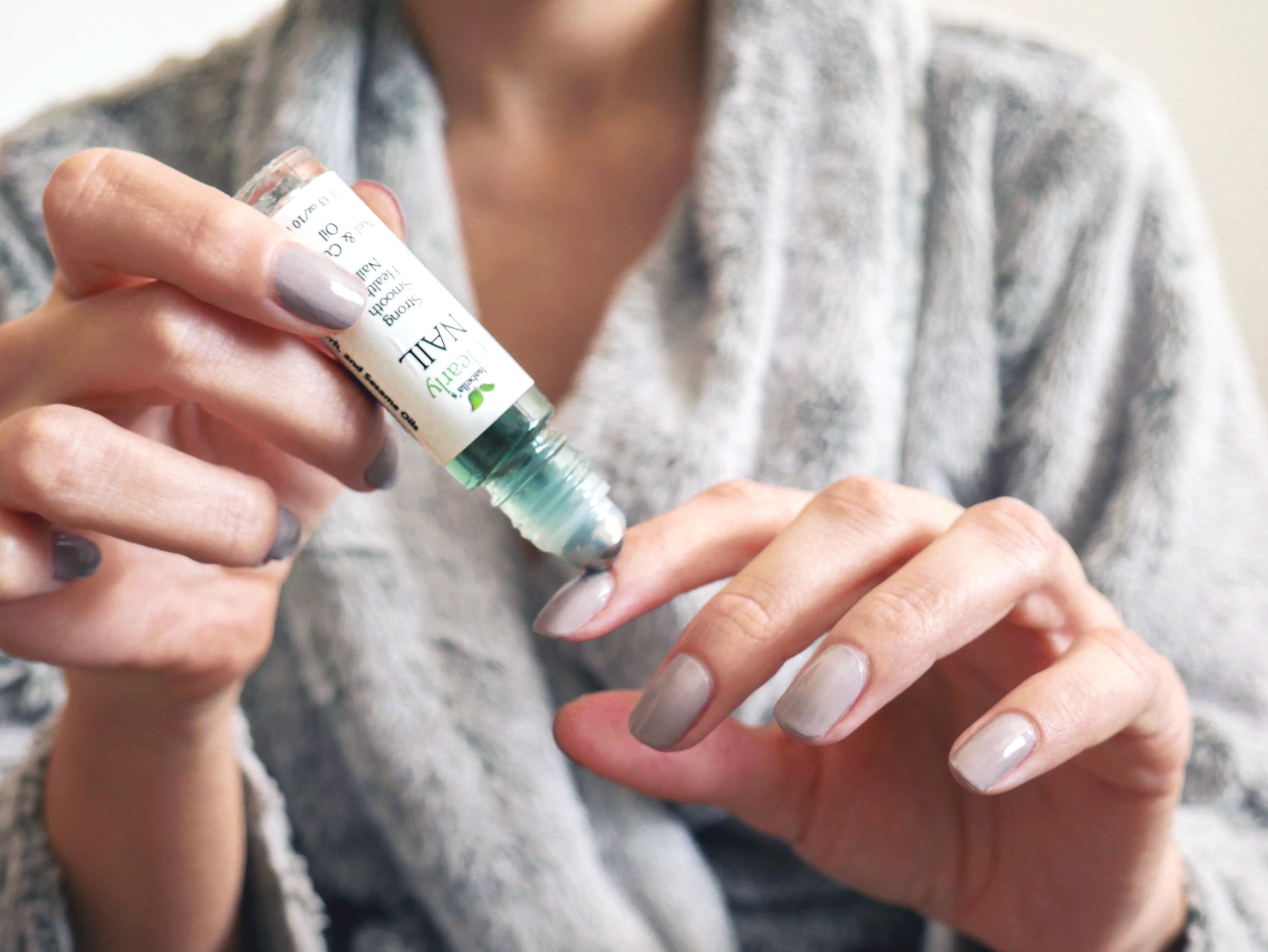 The routine to follow for healthy nails