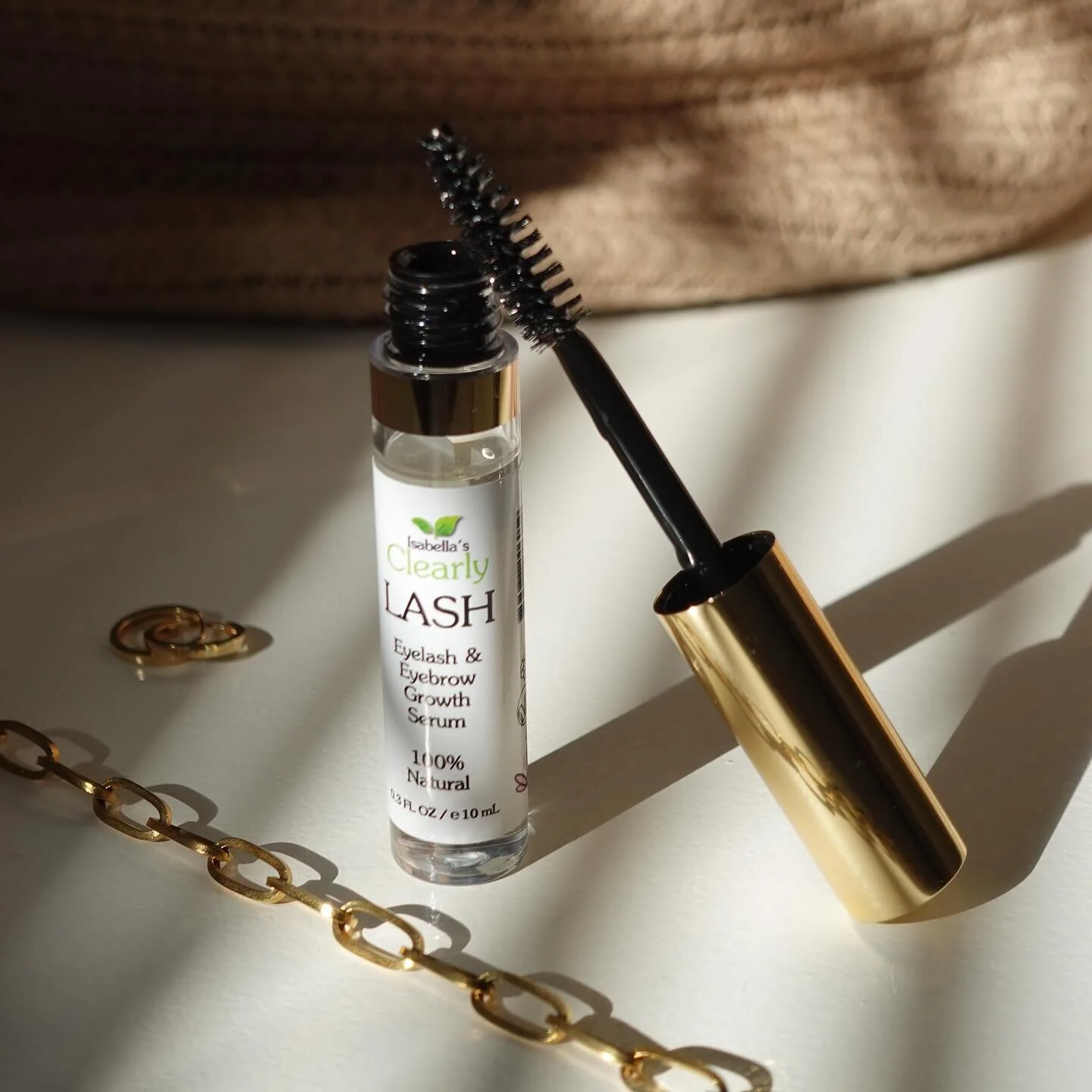 Are you tired of using false lashes or heavy mascara to achieve the long, luscious lashes you desire? Look no further than your NATURAL LASHES! ♡ 

Clearly LASH will help you grow your lashes healthy, stronger, longer and thicker. Our products are 10