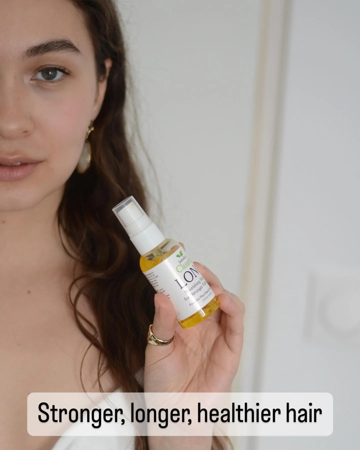 Stronger, longer, healthier hair starts here. 💧
Clearly LONG is your go-to oil for growth, shine, and deep repair&mdash;made with Argan, Jojoba &amp; Castor oils. Just leave it in and let it work its magic.

✨Supports growth
✨Mends split ends
✨Adds 