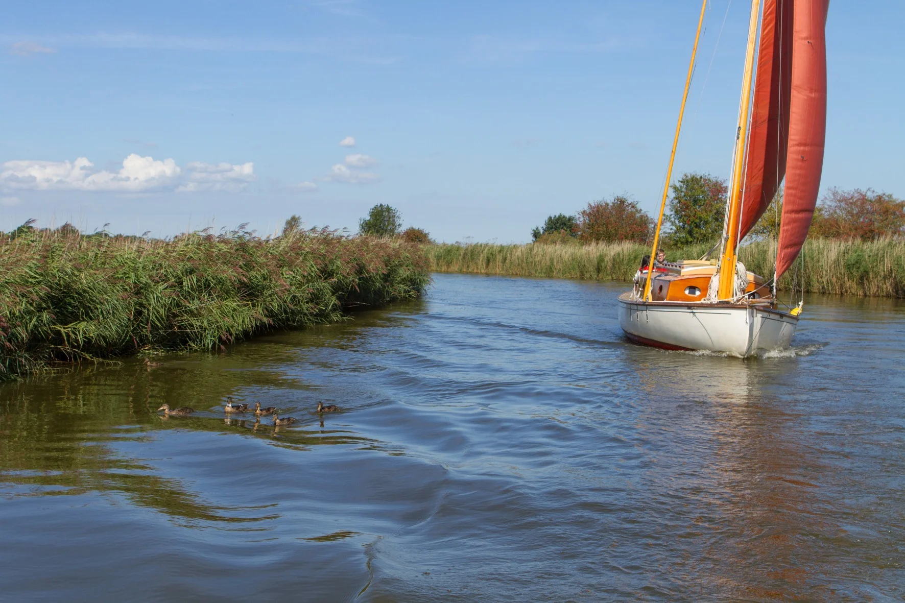 Sailing Boat Hire โ Oliver's Sailing Holidays UK