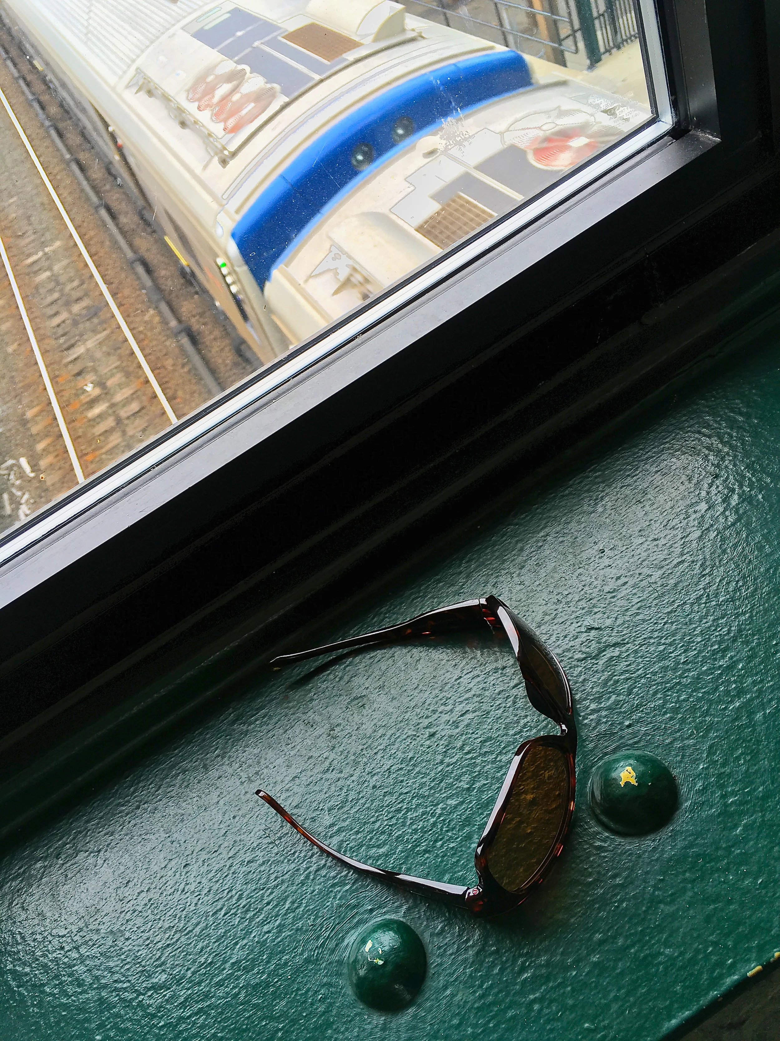 Scarsdale train station.