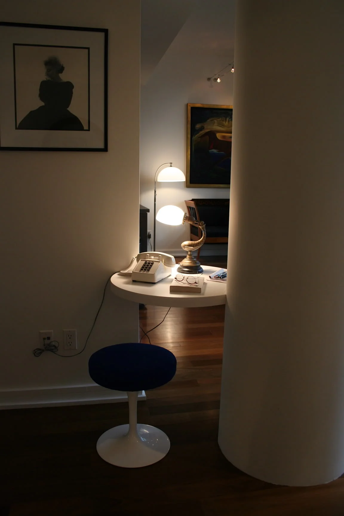  Custom table designed to integrate the existing column.&nbsp; 