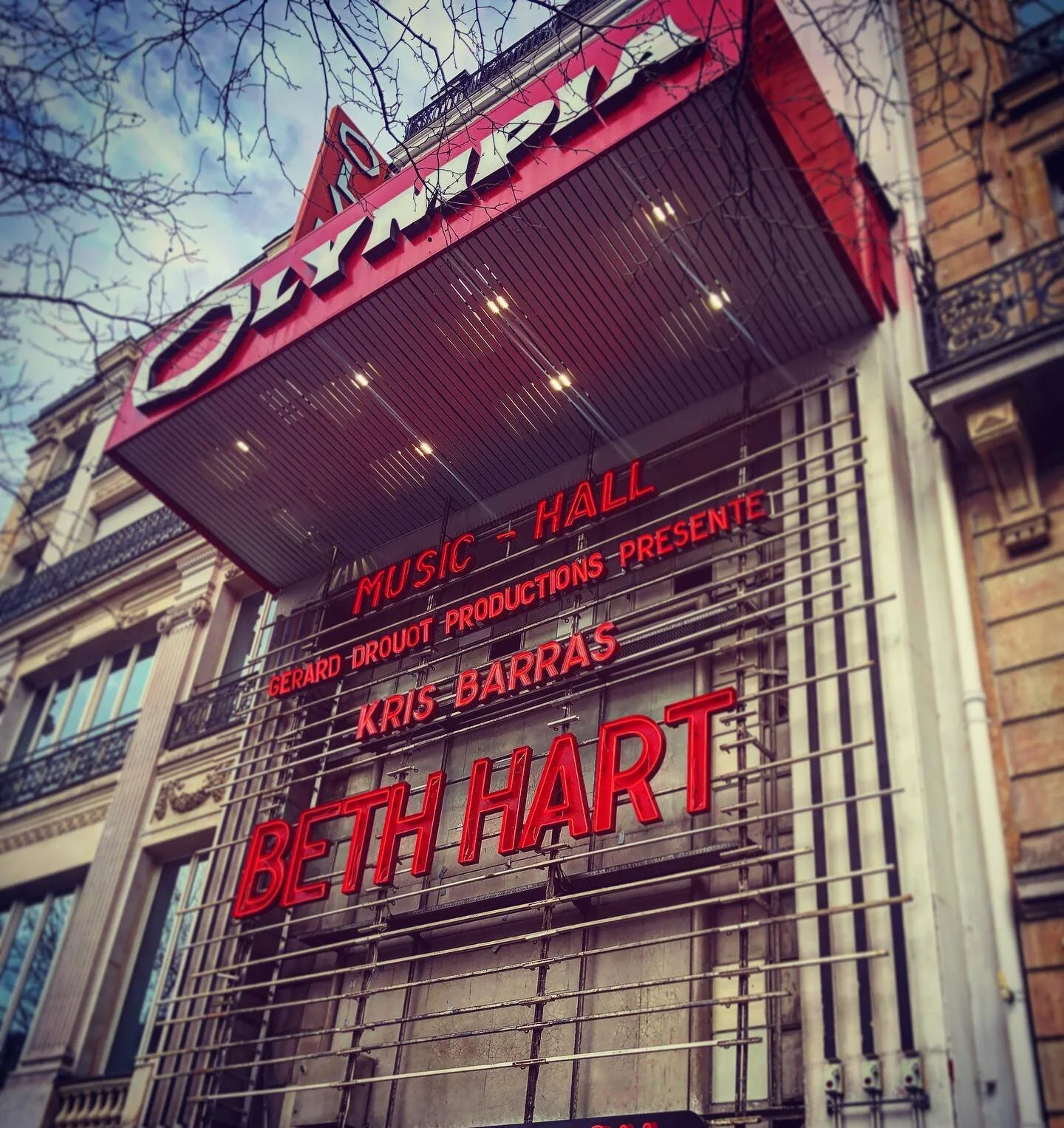 This time last year...two nights sold out in Paris with @officialbethhart. Amazing nights!  #bethhart #olympiaparis #paris