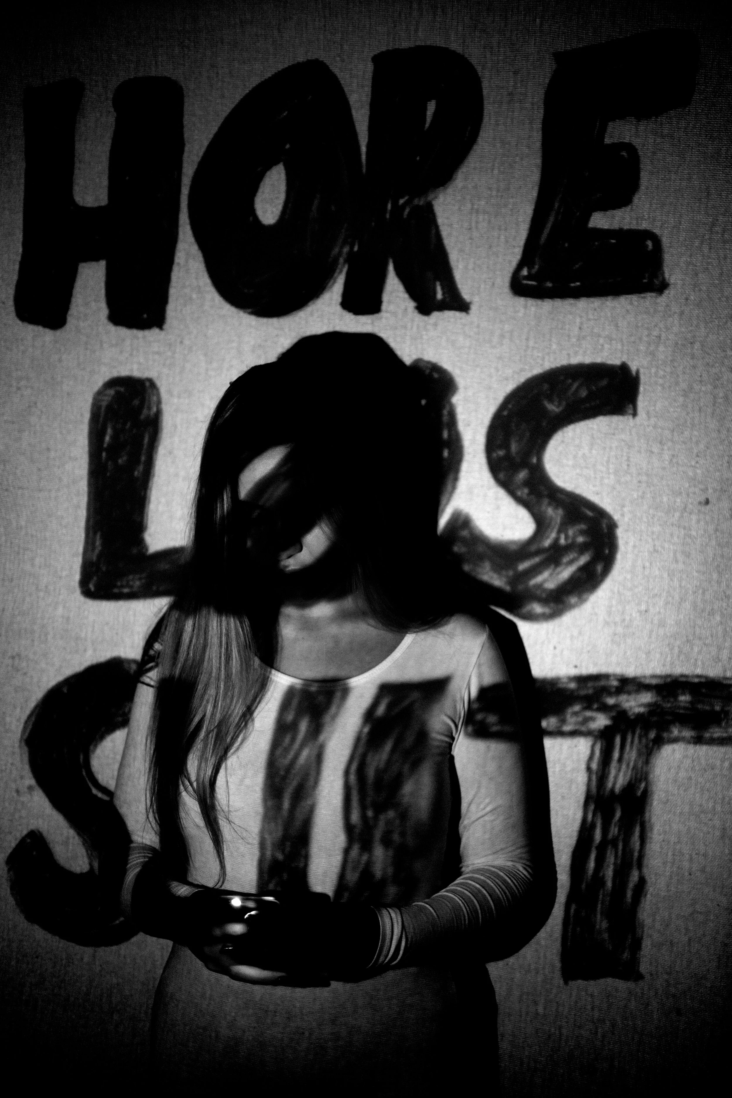 Teens in court 2/2: More and more teens gets a penalty for sharing nude pictures and sex videos via social media. When "Sara" was younger, she got raped at a party. Someone took pictures of it, and spread it. And then she was labeled a "whore". She was too afraid to press charges then, but today she is taking the case to court. 