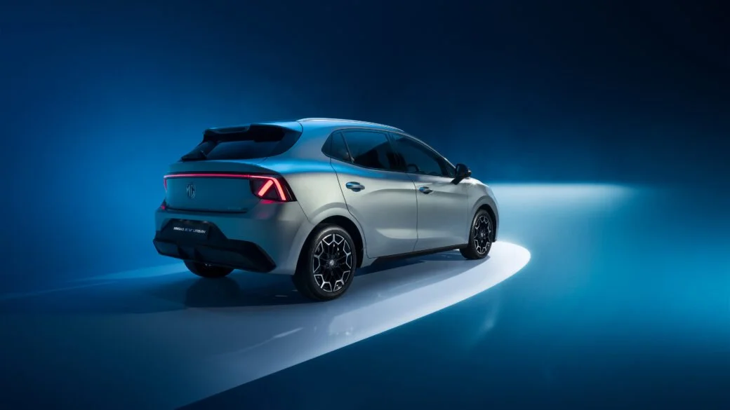Studio-Rear-RHD-1040x585.jpg