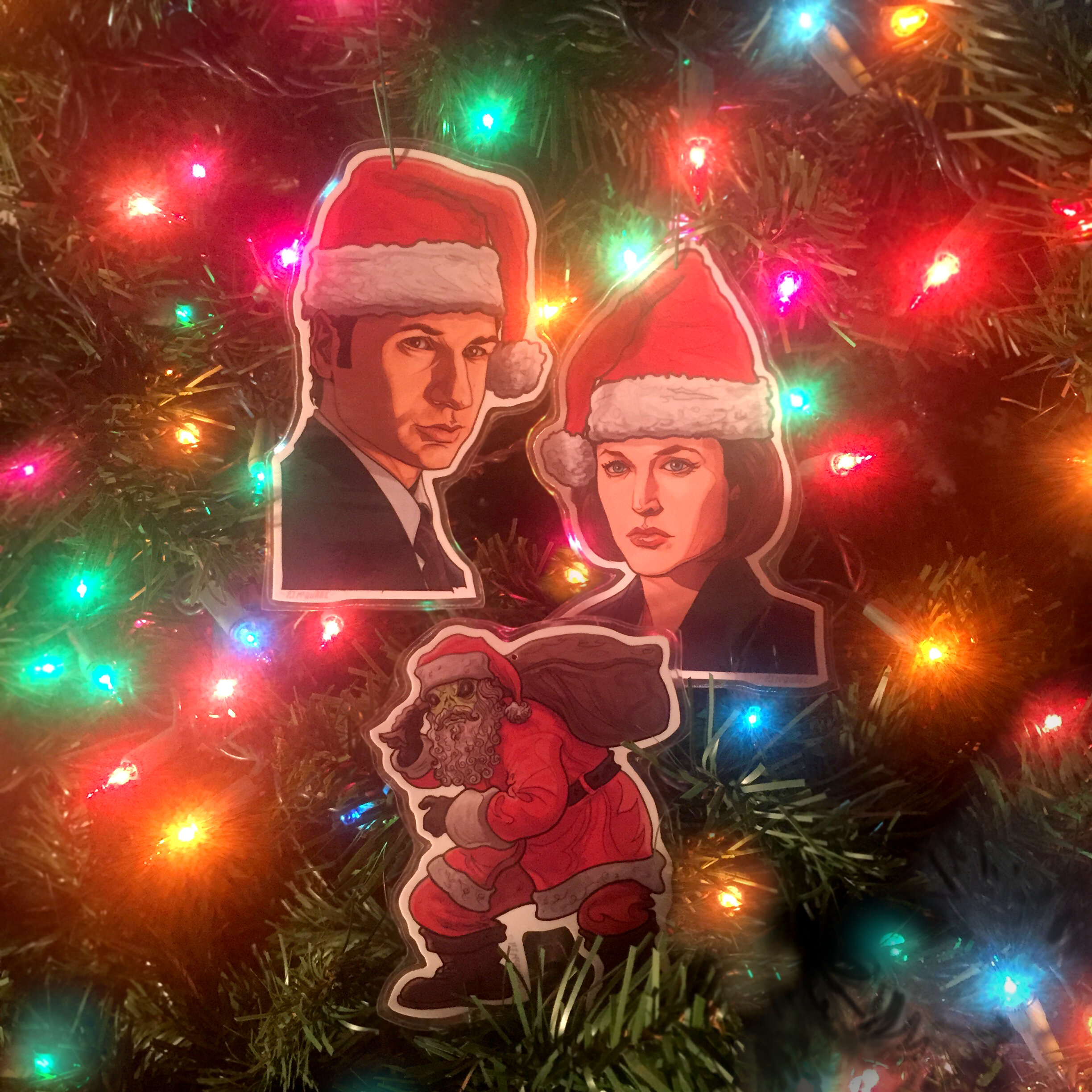 The-X-Files-Christmas-Ornaments-PJ-McQuade.jpg