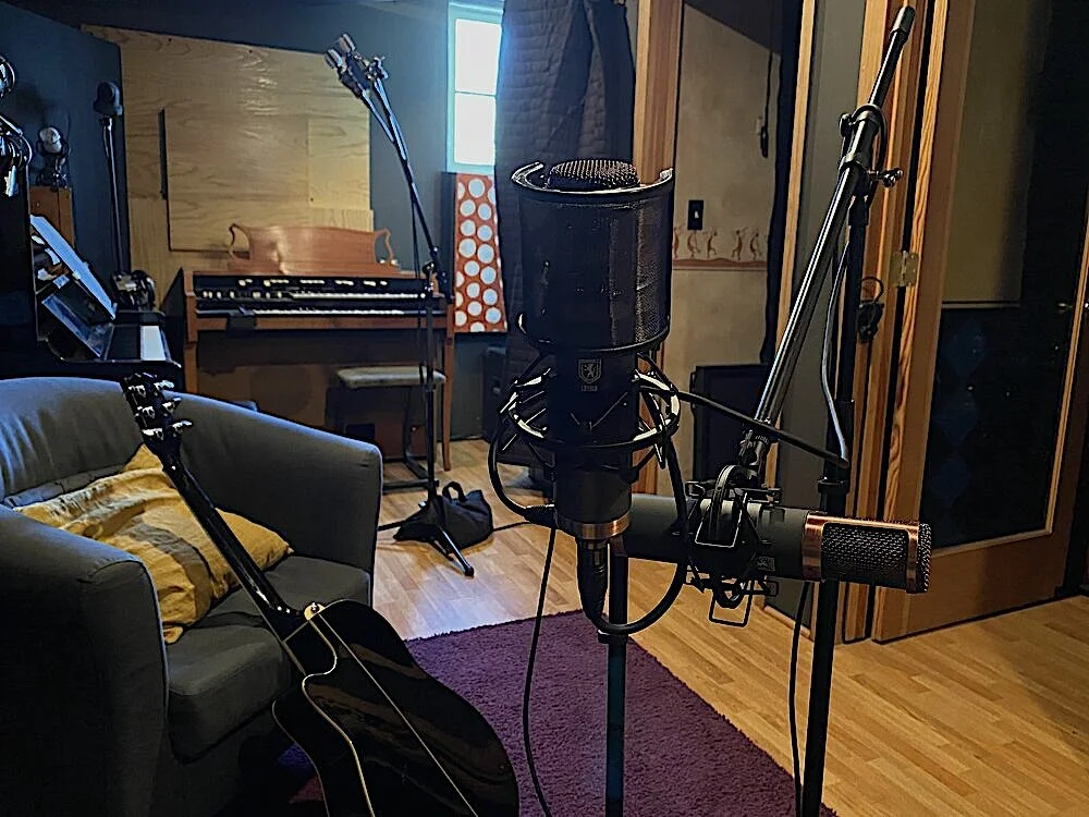  Guitar/Vocal and Piano Setup 