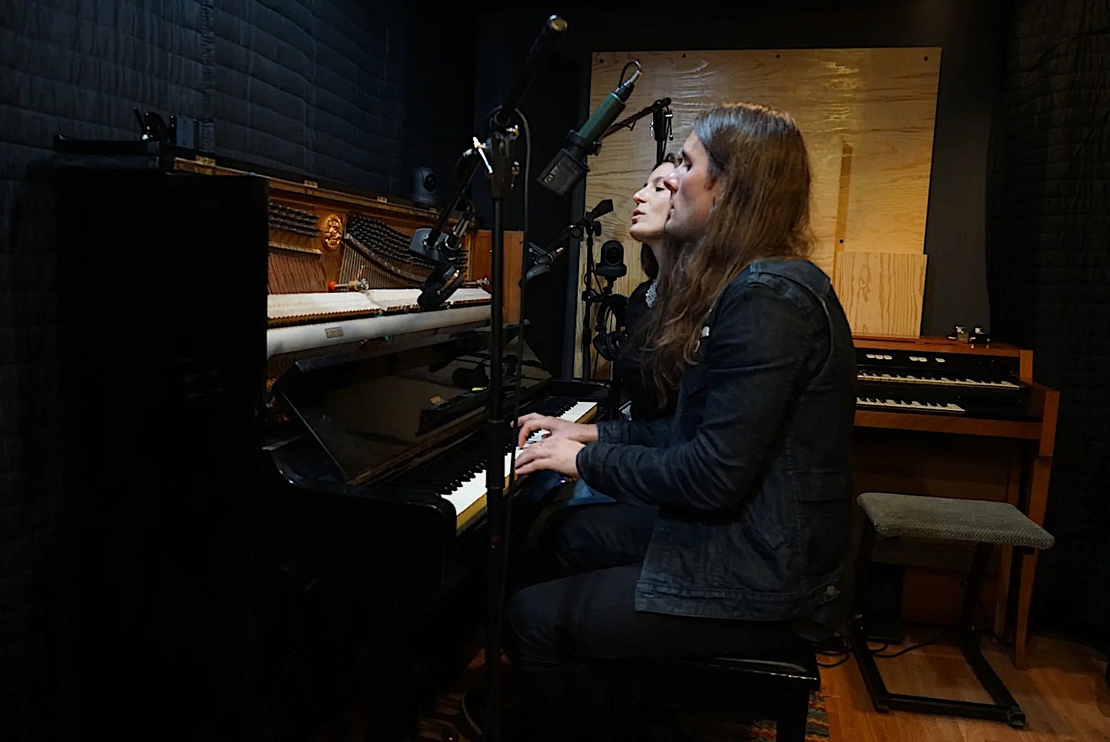  The Bergamot's Jillian and Nathaniel 