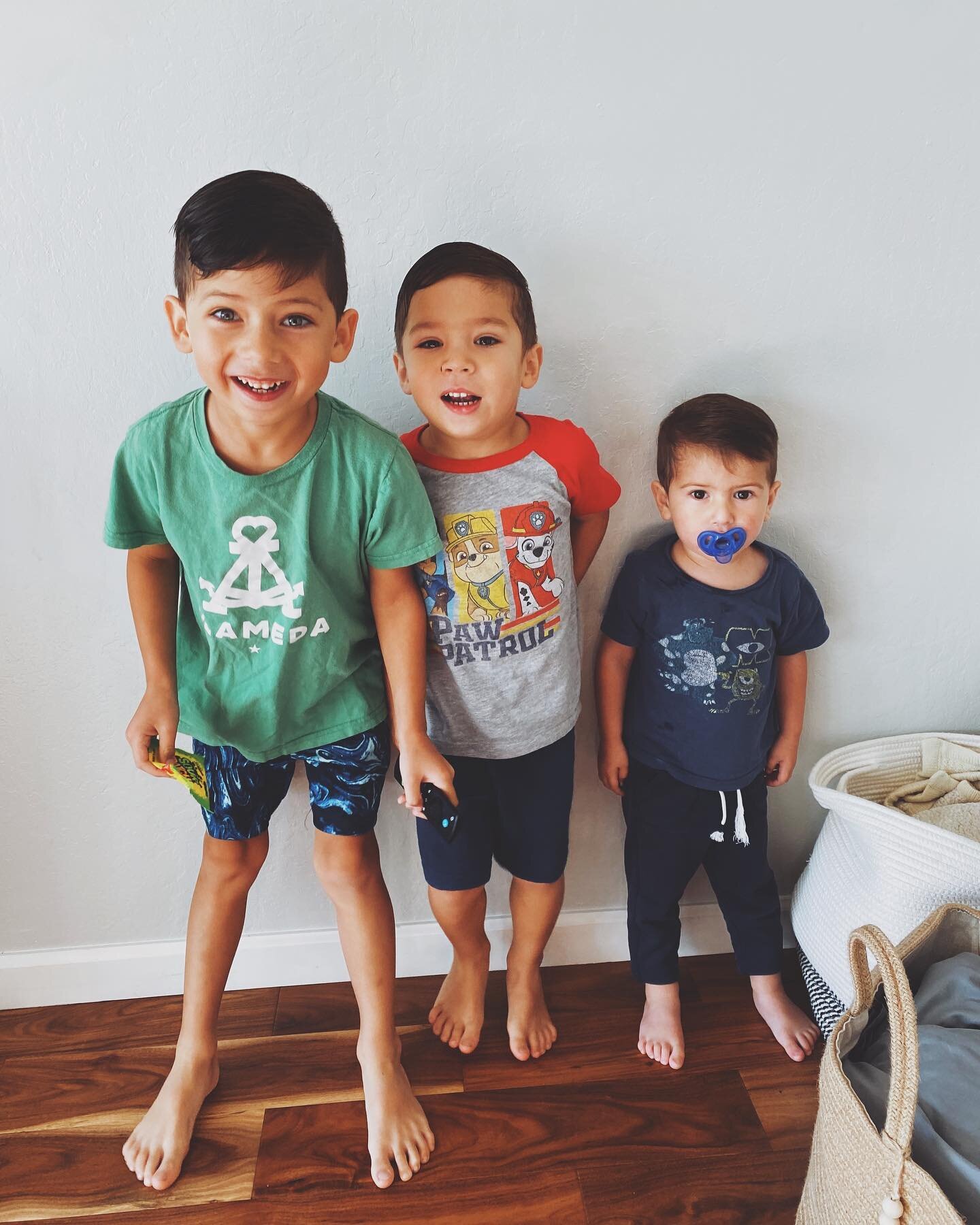 It takes fifty million candy bribes but I finally cut the boys&rsquo; hairs. And now I&rsquo;m tired.

But I mean, I can&rsquo;t even! LOOK HOW CUTE. 😭
.
.
.
.
#boymom #funnymoms #relatablemom #mommymode #lifewithlittles #dentistmom #projectblessed 