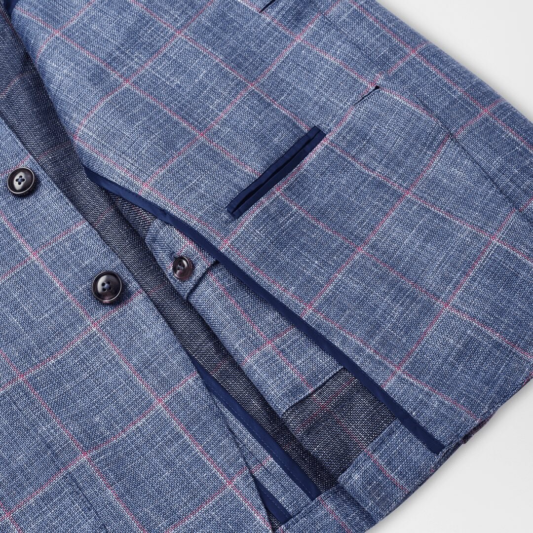 Peter Millar like you&rsquo;ve never seen it before.  Shop their new spring Crown Crafted collection in-store now.

#menswear #dtsf #experiencesiouxfalls #experiencephillipsavenue #exploresouthdakota