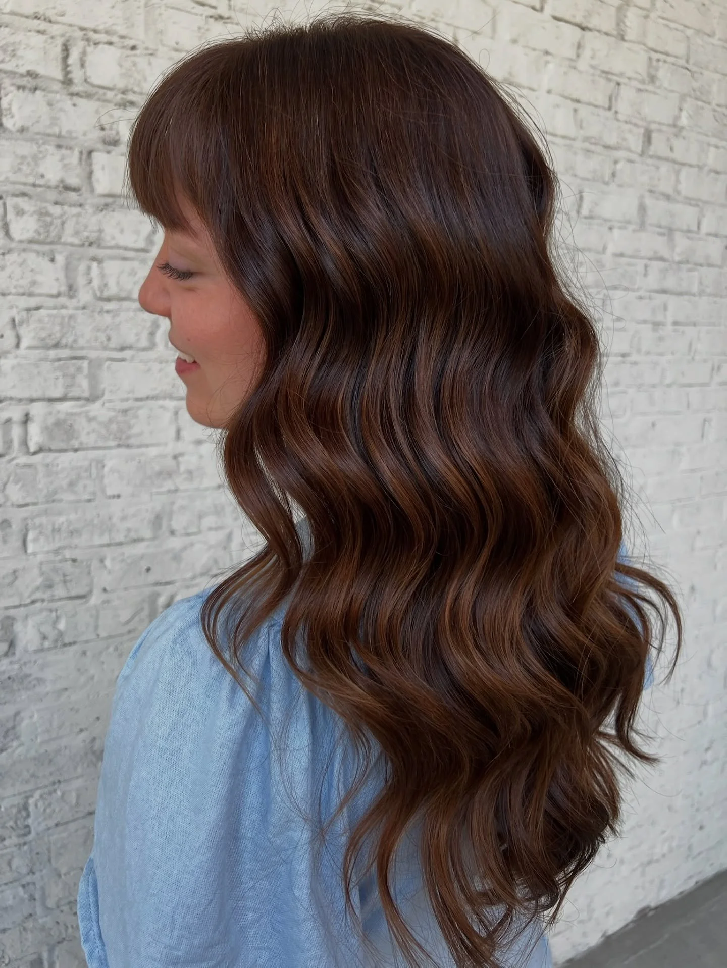 Dark hair with dimension by Cameron because blondes don’t have to have all the fun. @camulastyles 
#brunetteorlando #brownhair #dimensionalbrown #orlandosalon #winterparksalon #warmbalayage