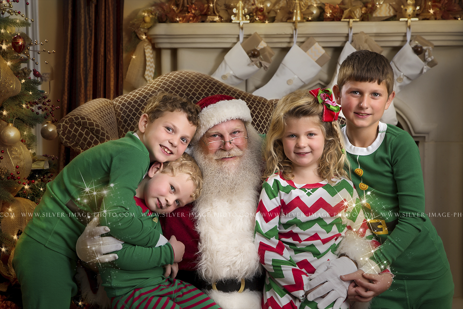 Silver Image Photography - Real bearded Santa photos in Spring, TX https://www.silver-image-photo.com 