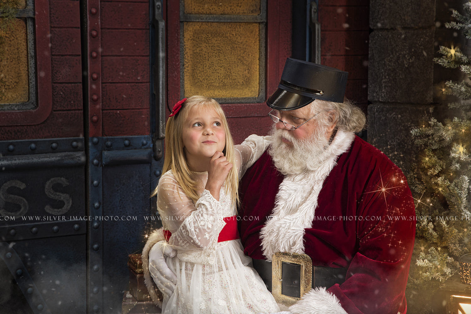 Silver Image Photography - Real bearded Santa photos in Spring, TX https://www.silver-image-photo.com