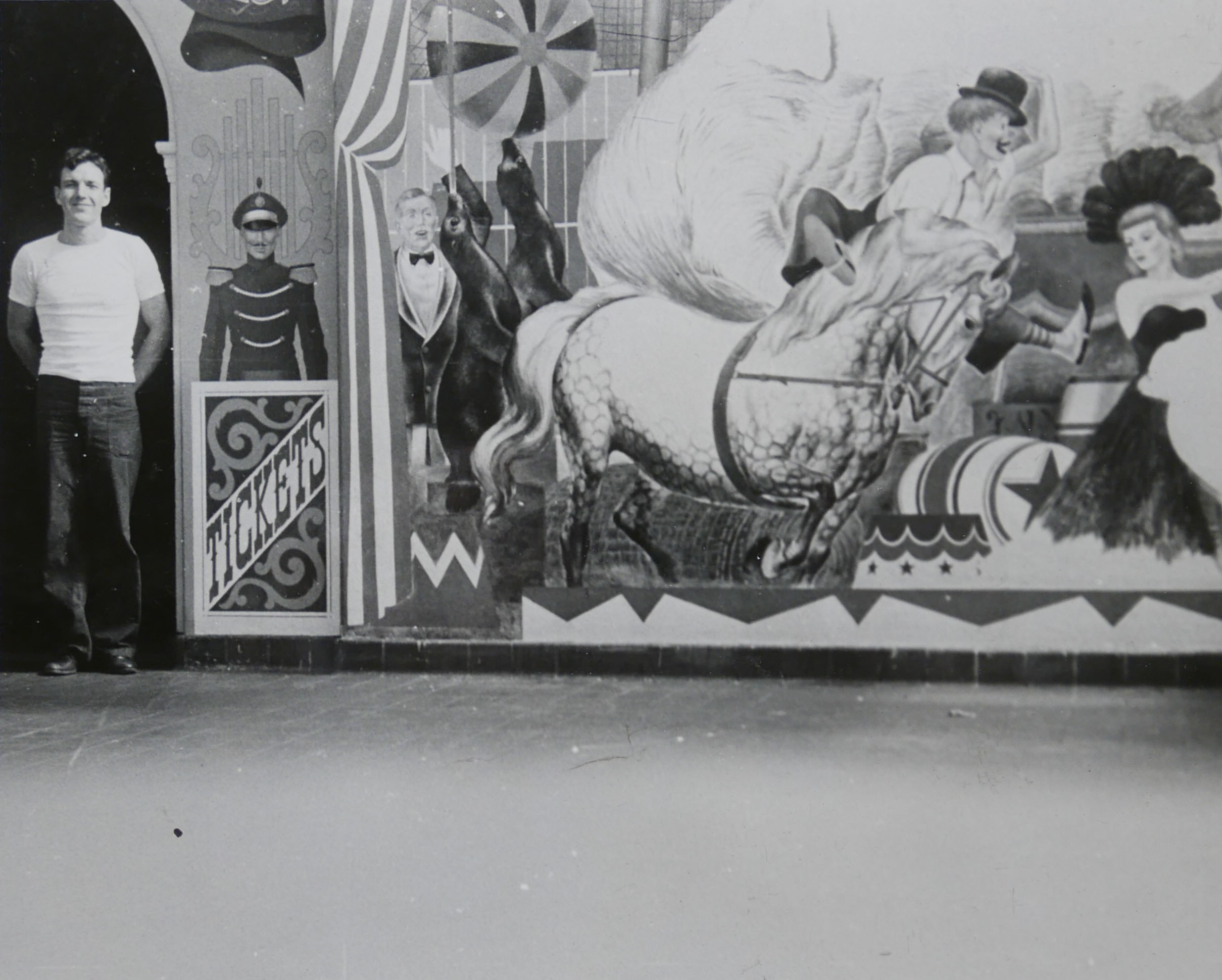 In an article published in the January 27, 1946 issue of he Indianapolis News, it was announced that REW had won a commission to create a large circus mural in the Thomas Taggart children's solarium of Indianapolis Methodist Hospital.