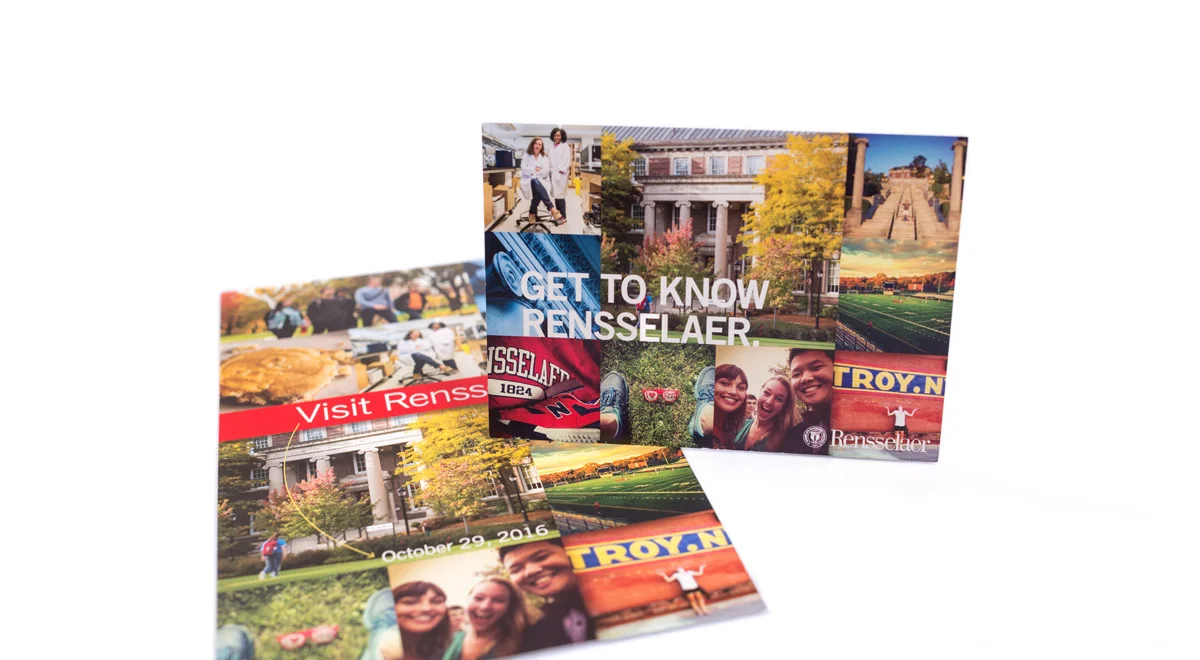 CAMPUS VISITING DAYS POSTCARDSSelf mailing postcard series that was created as invitations to campus visiting days and open houses. Photos sourced from Instagram gave these cards a fresh approach to communicating to prospective students.