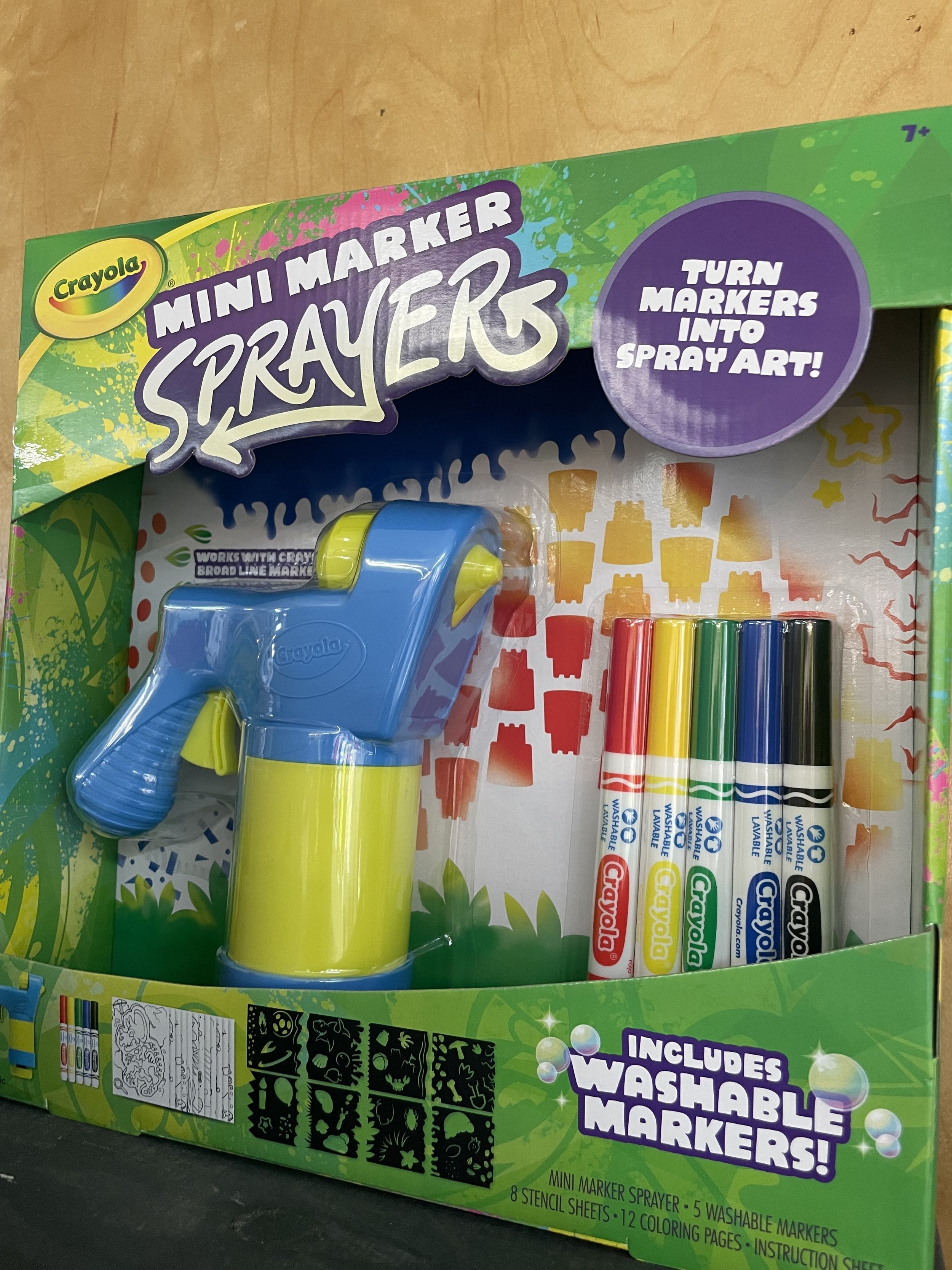 6. Crayola Mini Marker Sprayer