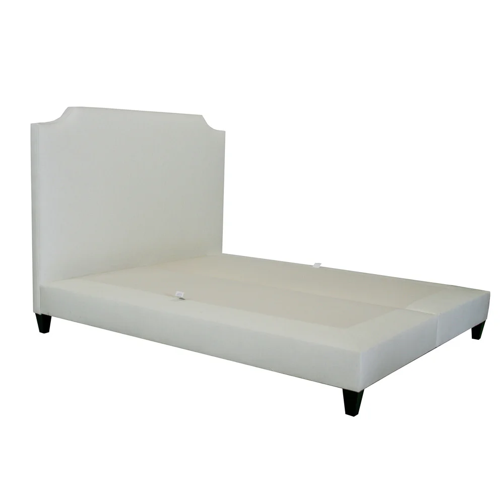 Phyllis Bed with a 2pc. Platform Base 