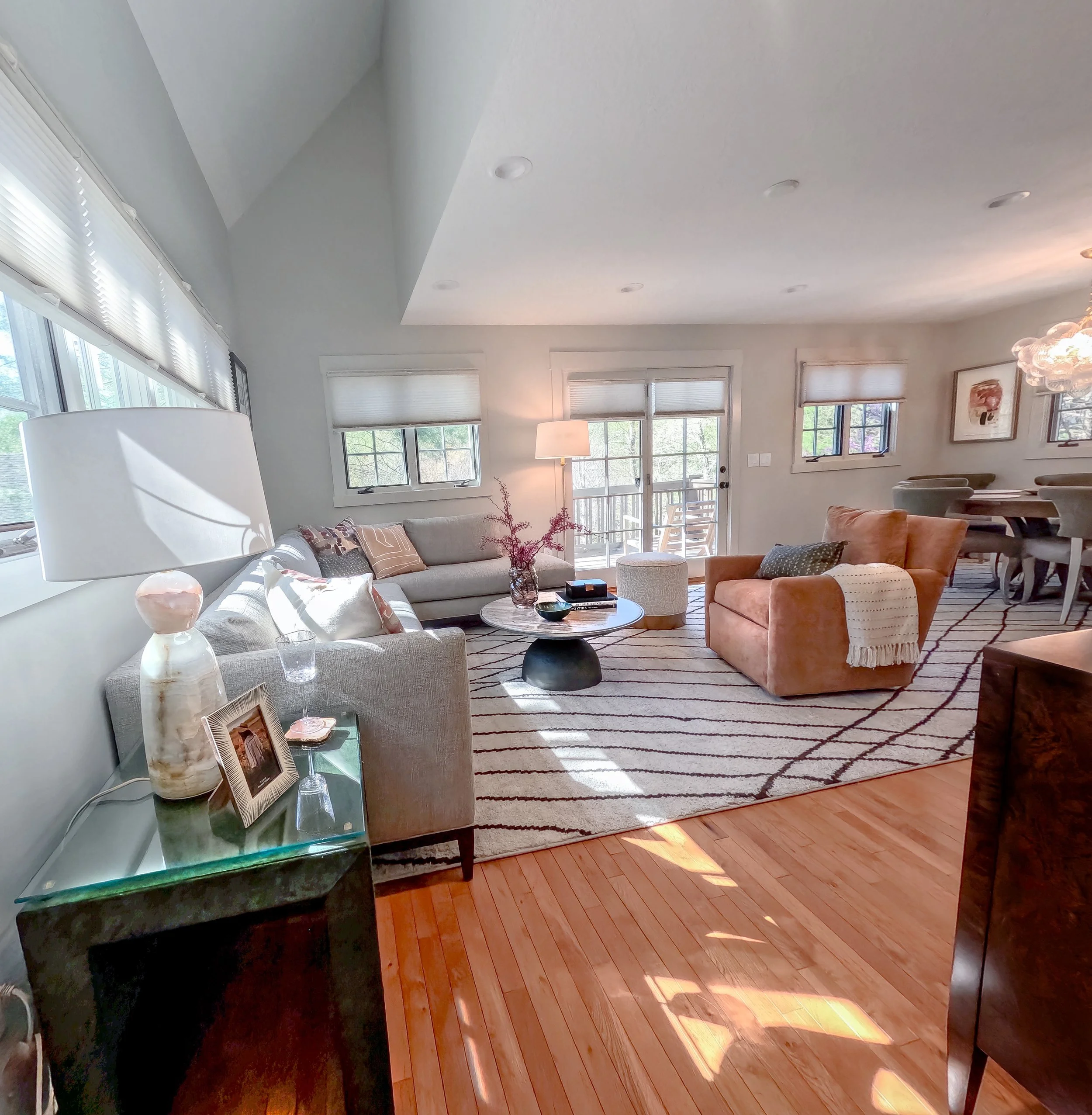 LivingRoomDetail4.jpg