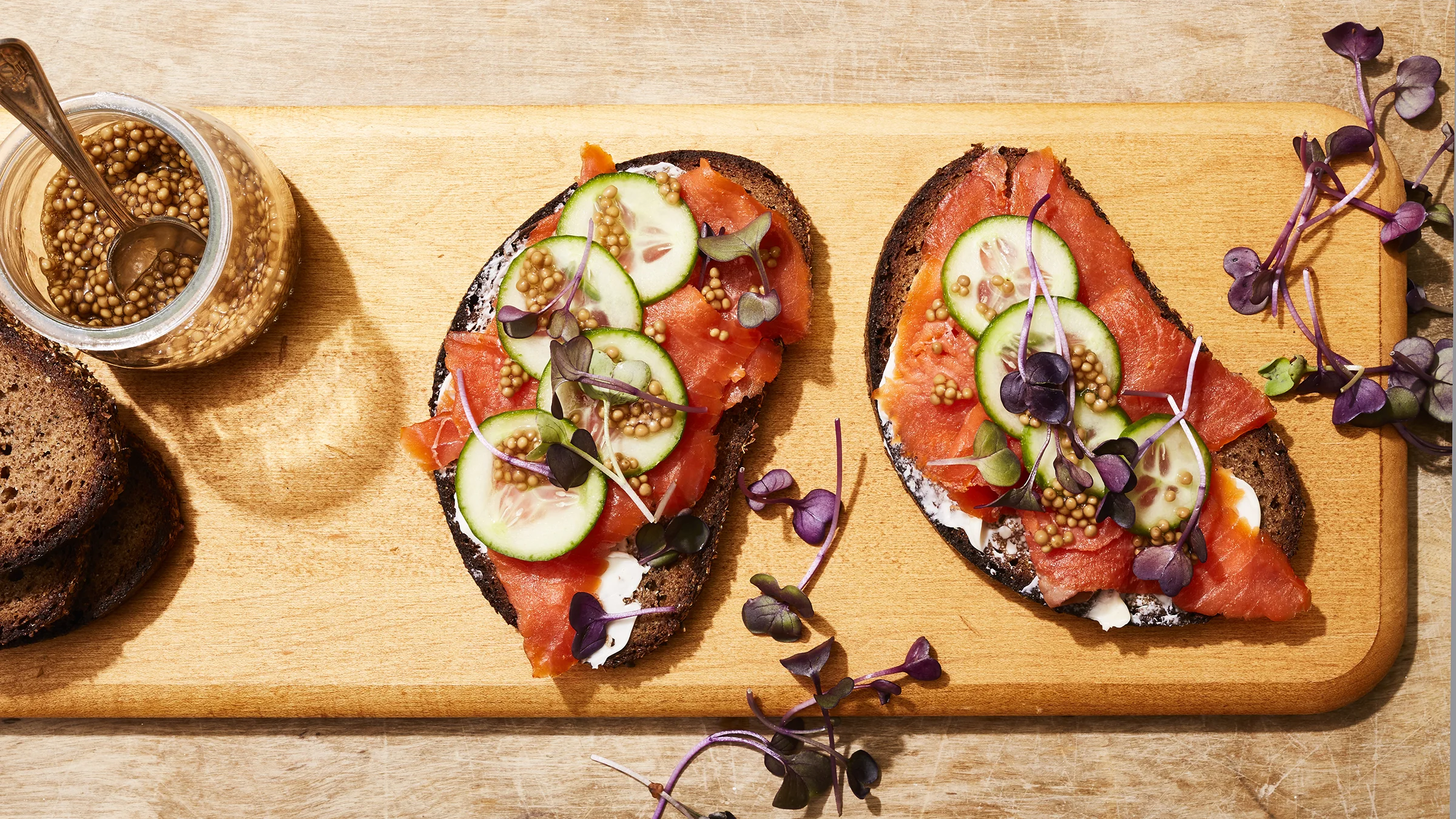 Smoked_Salmon_Rye.jpg
