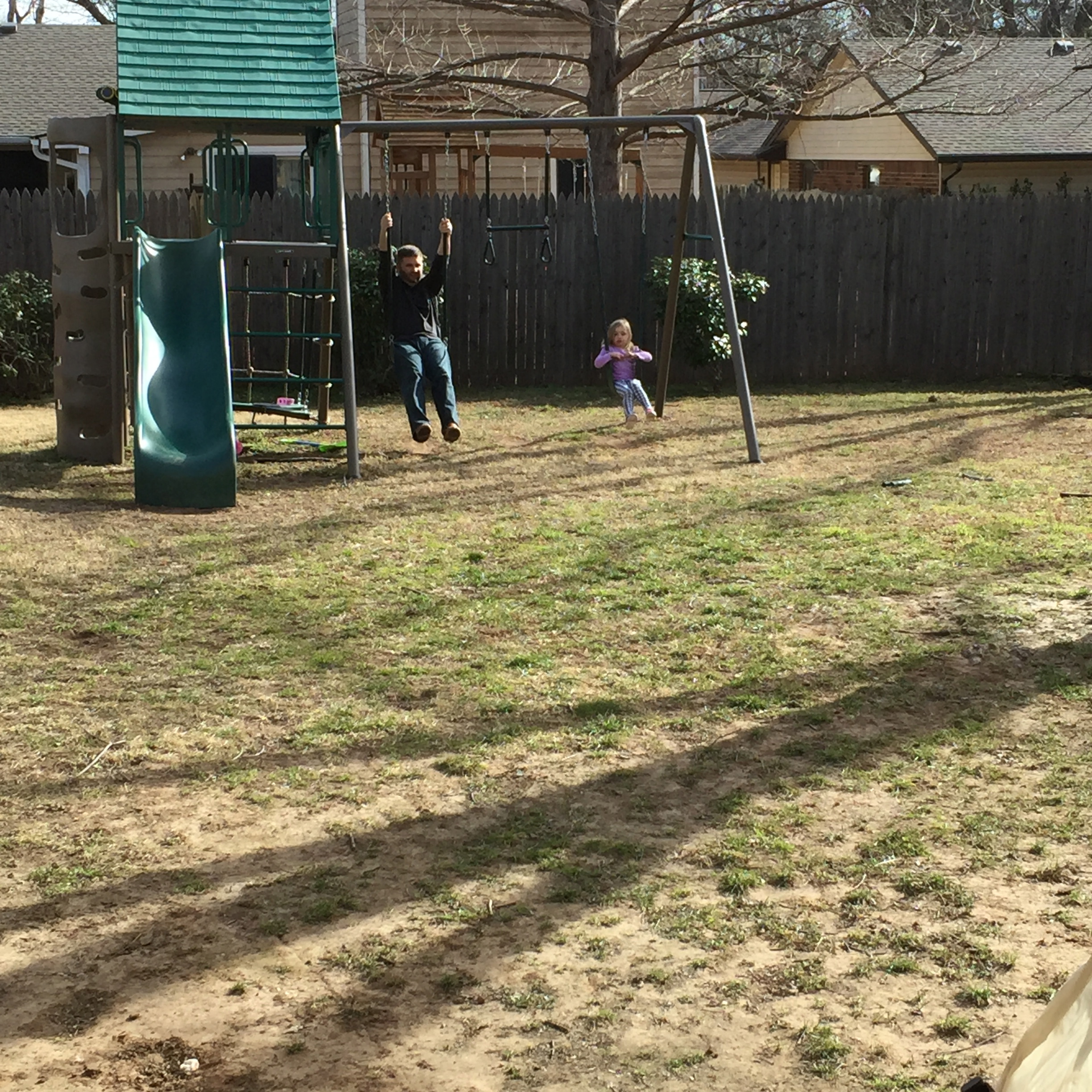 good daddy, swinging with his girls 