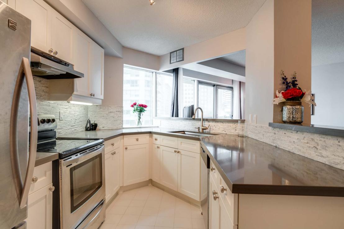 20_kitchen2.jpg