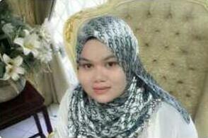 SITI RUHAIZAH BINTI CHE MAT. 25 YO. 2 years experience. Part time tutor. 1) She is good. 2) Hi Teacher Ruhaizah teaching is good my kids love her teaching infact their BM papers for the test can see some improvement...attitude wise she is patience..and attentive to their needs.. 3)Her attitude is good, on time, and good with kids My kids likes her and she is very patient I think her teaching is also systematic, and she plans well on the syllabus that she wants to teach. 4) Izah is a good tutor. She is committed & has done her best for my daughter. 5) She is very caring gives extra attention when ever needed. Knows how to handle the kids