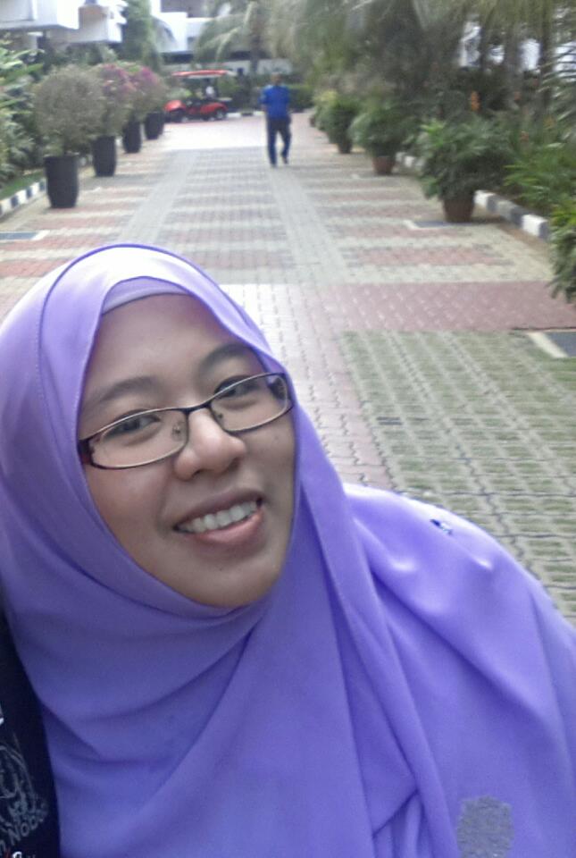 Siti hajar jamaludin. 27 YO. 7 years experience. Part time tutor. 1) She's good. She is humble and very punctual. My son's BM is improving but lately during my observation she is using her phone during lesson. 2) She's a good teacher and can made my son understand more about the subjects.Her attitude is very punctual and always give emotional support to my son.She's very experienced teacher.Ok I stop here and I will introduce to others in the future to come.