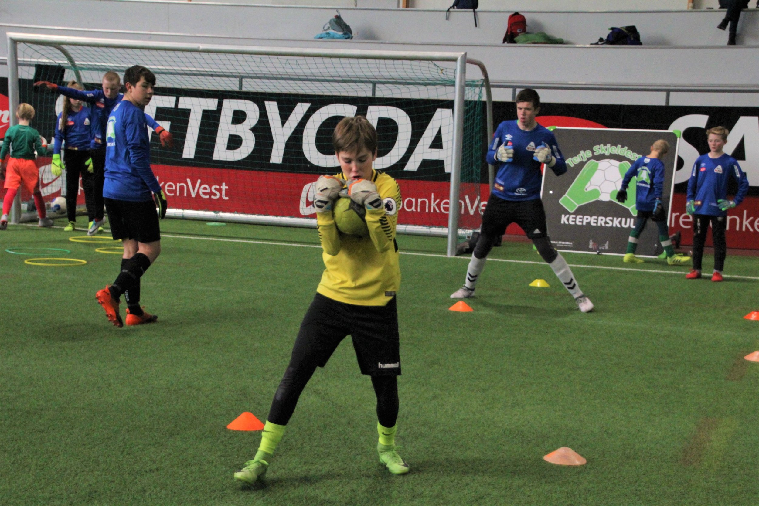 Keeperskule i Sognahallen, Sogndal