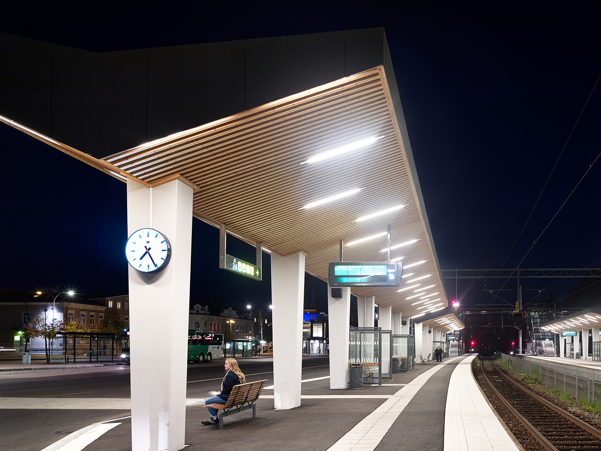  Växjö station  Metro 