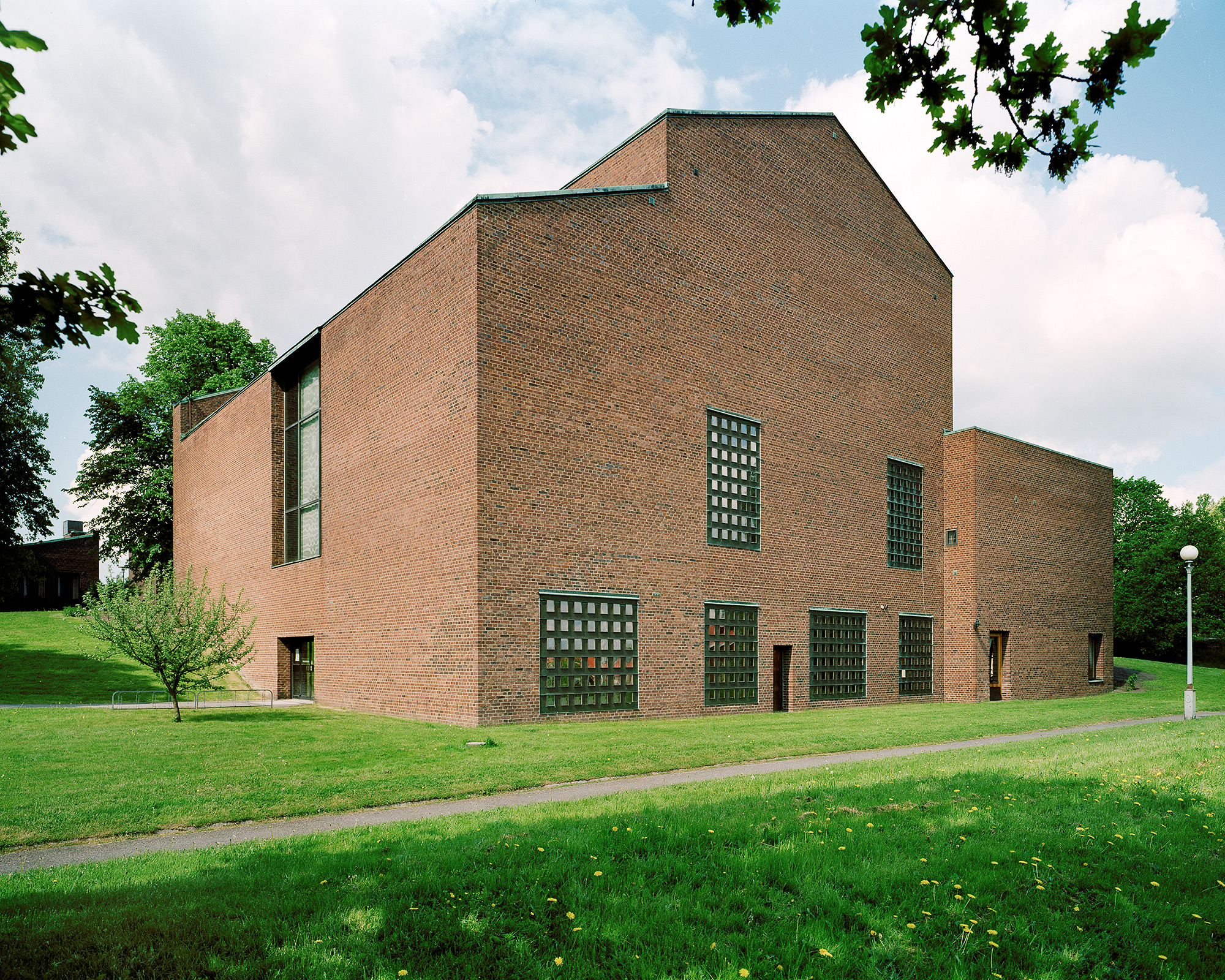  Härlanda kyrka  Peter Celsing 