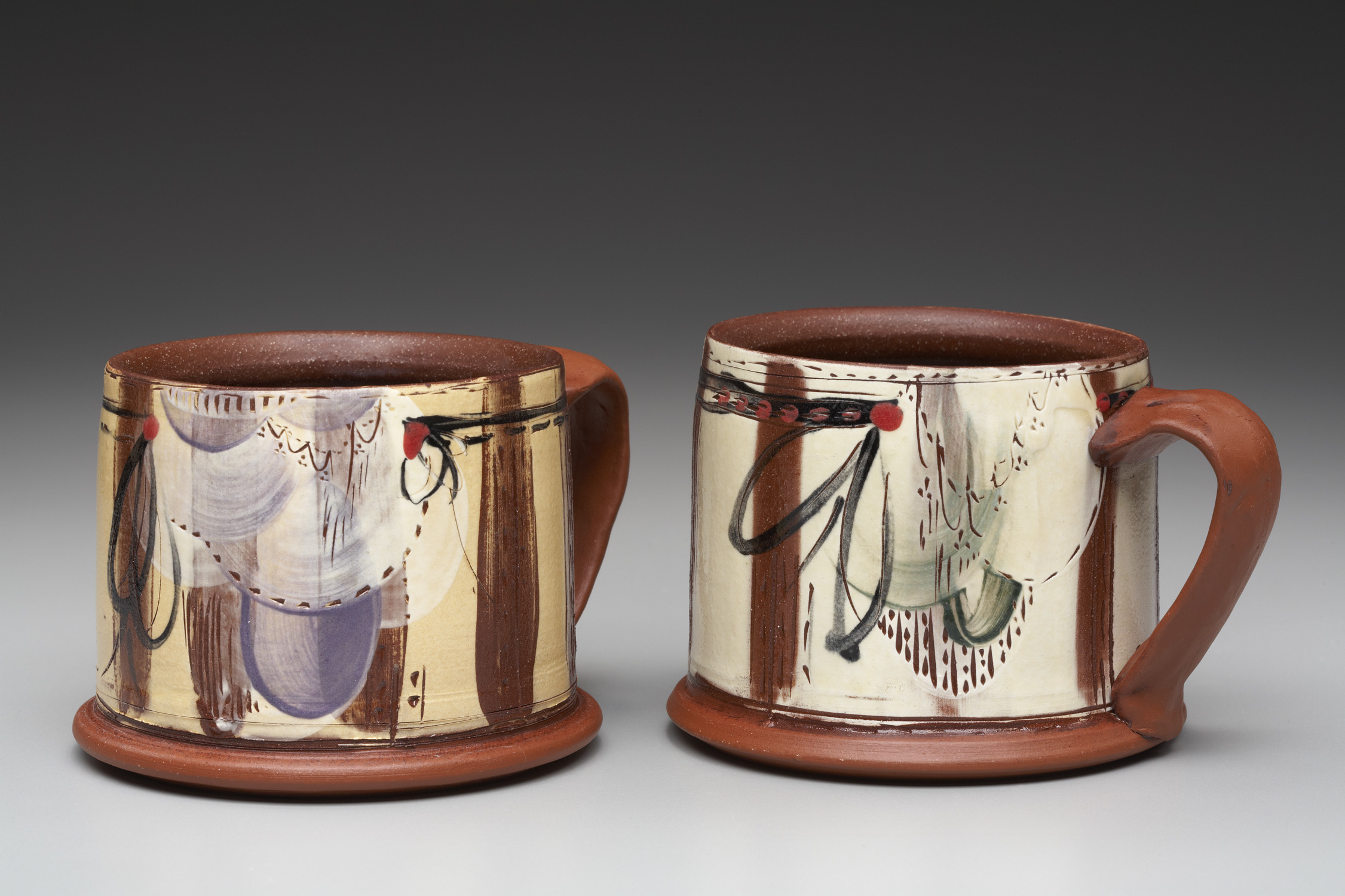Mugs earthenware
